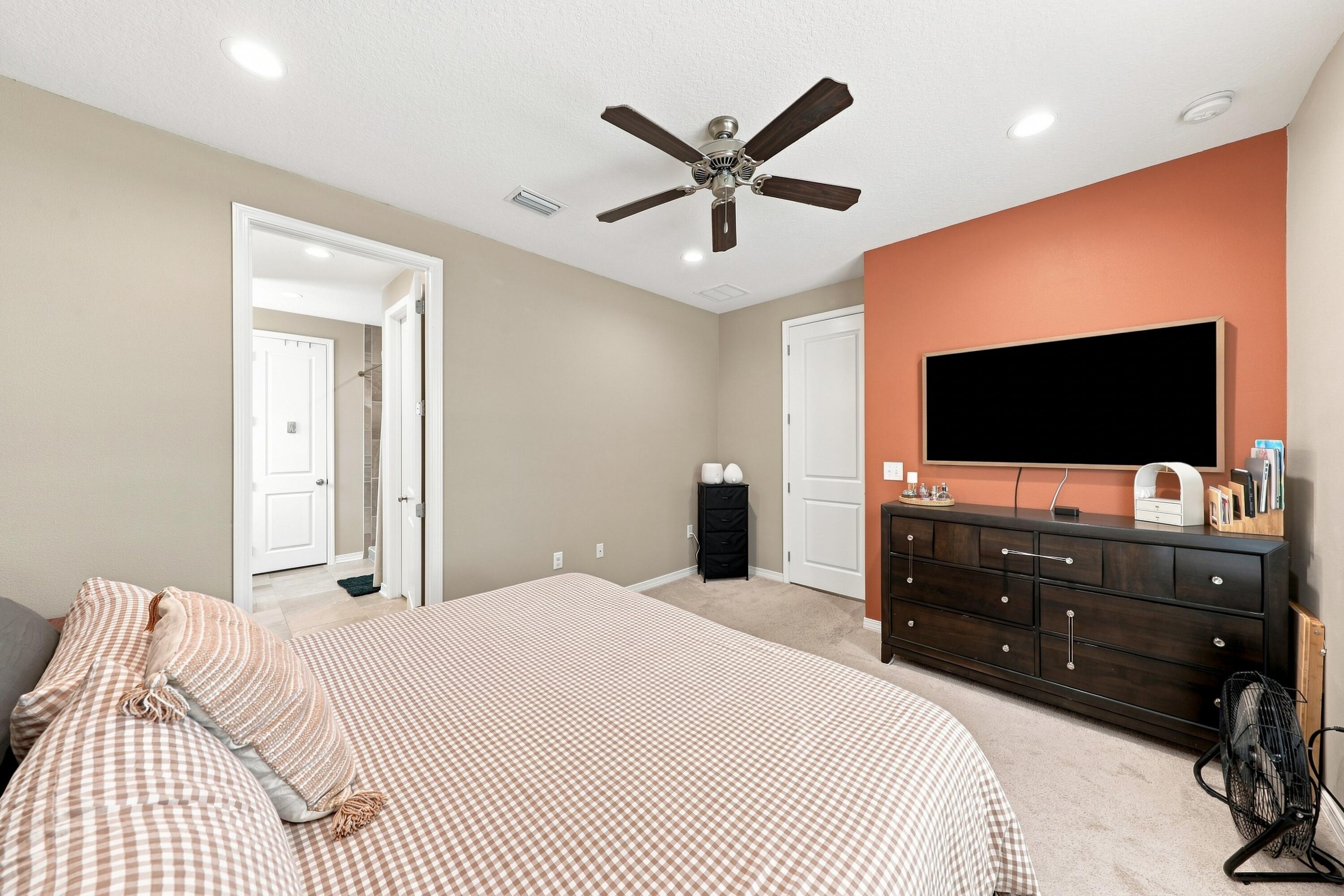 HERITAGE MANOR - Residential