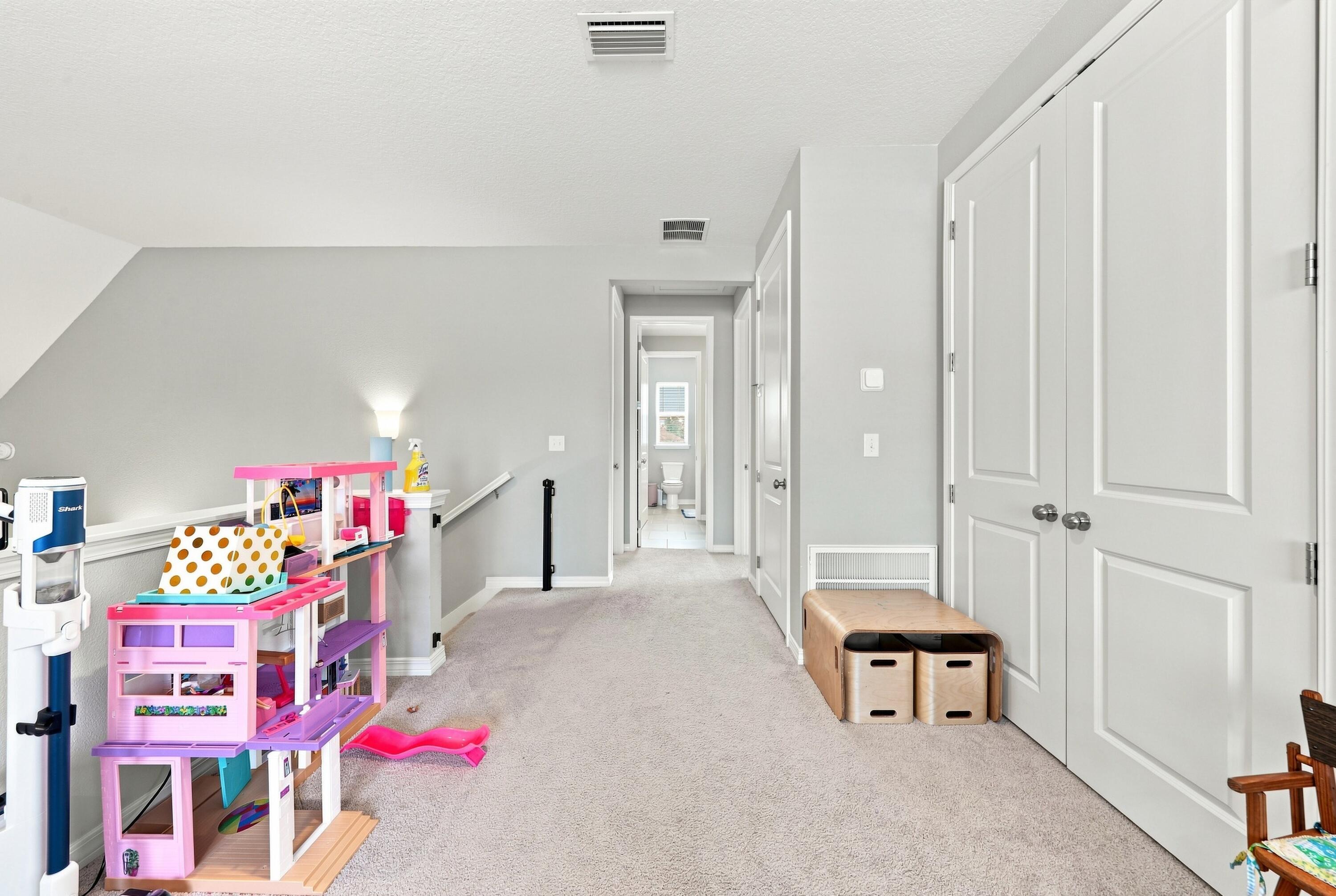 HERITAGE MANOR - Residential