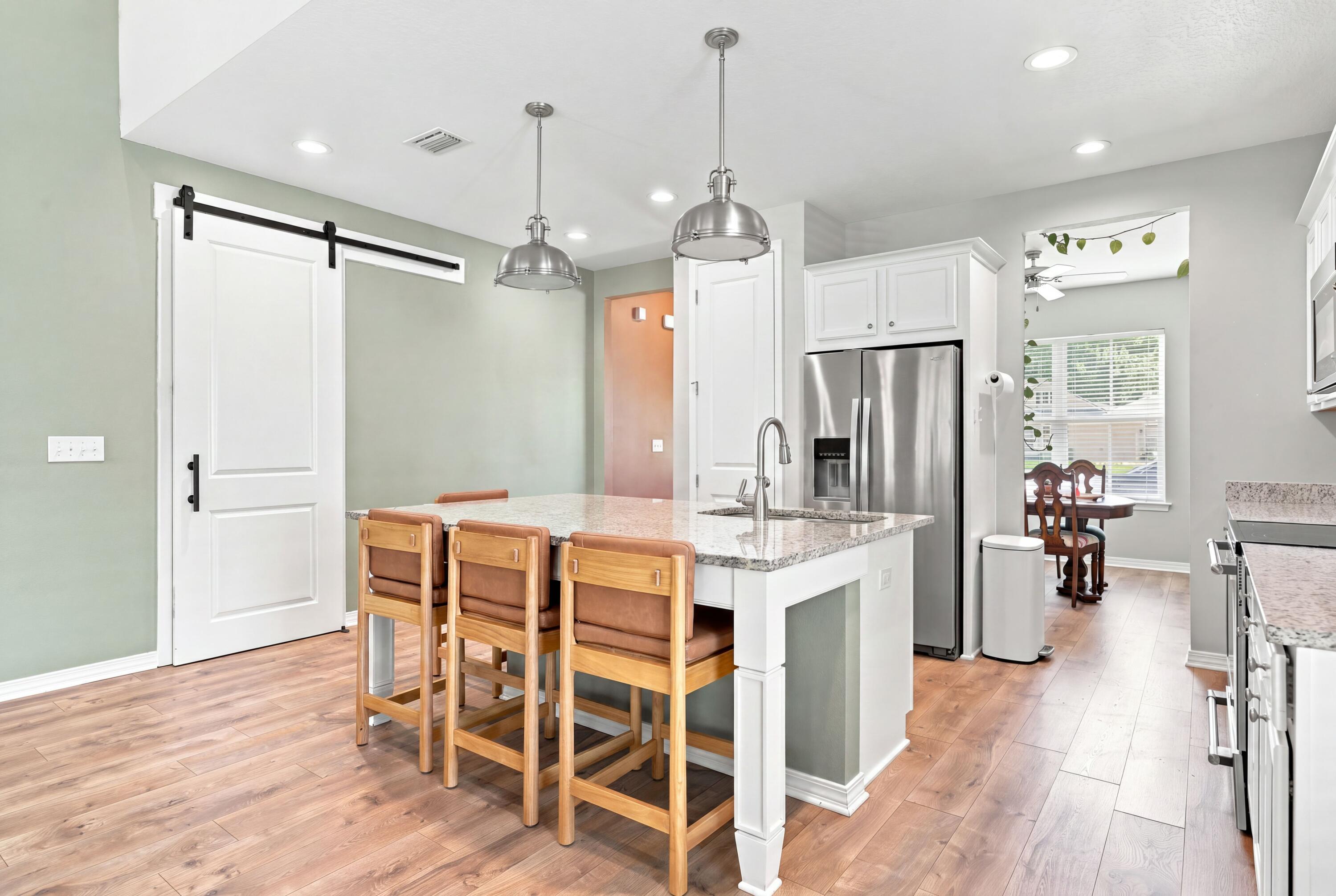 HERITAGE MANOR - Residential