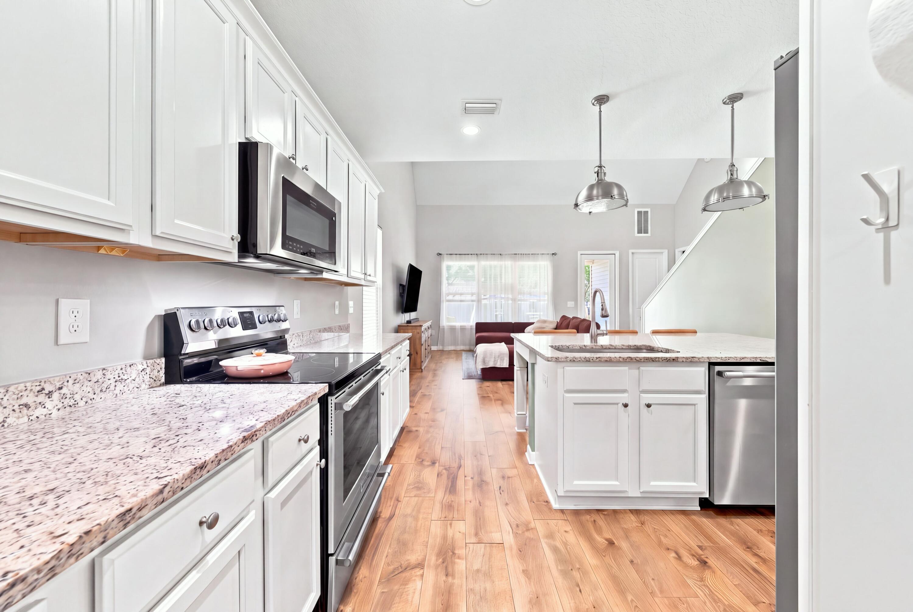 HERITAGE MANOR - Residential