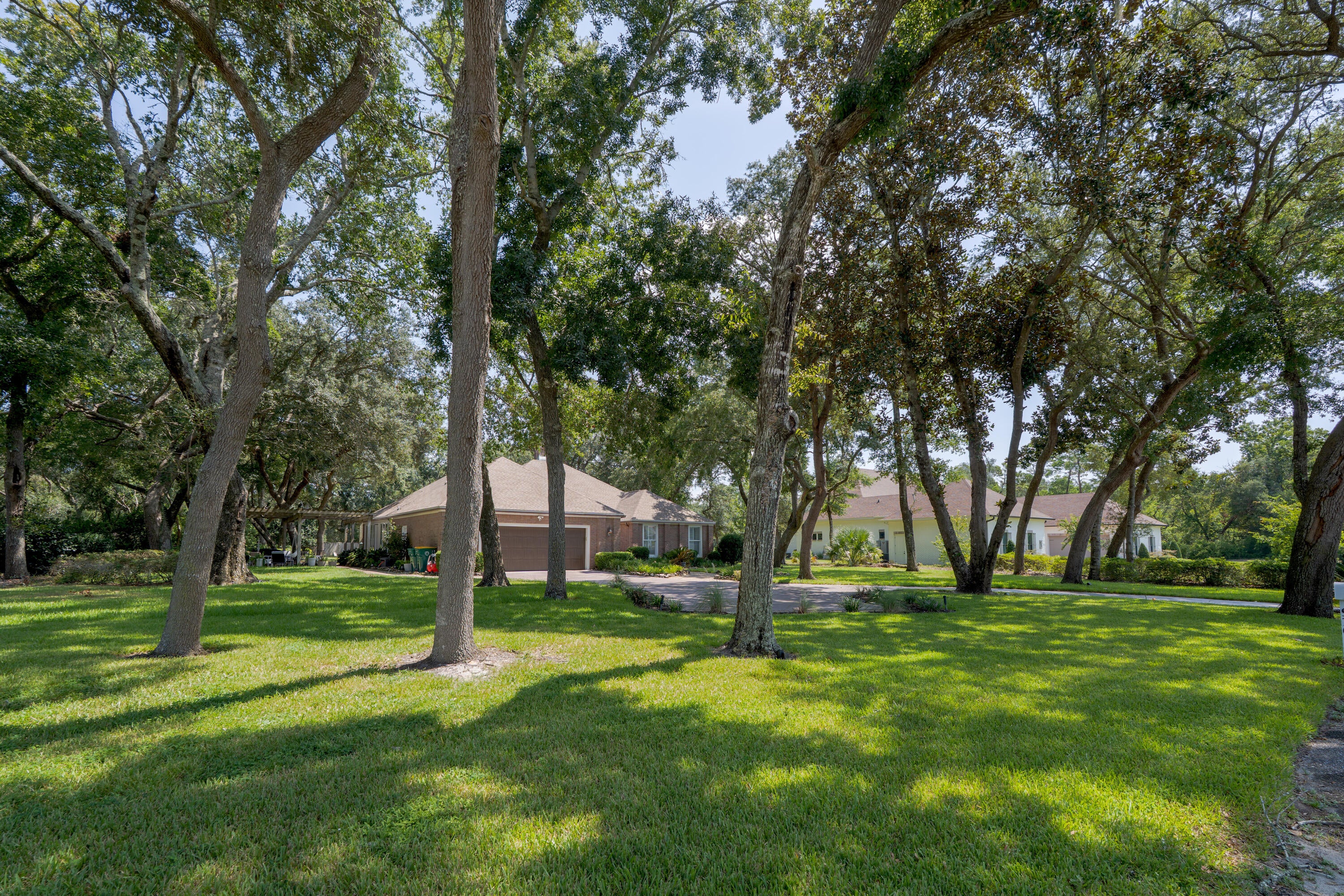 LAKE PIPPIN - Residential