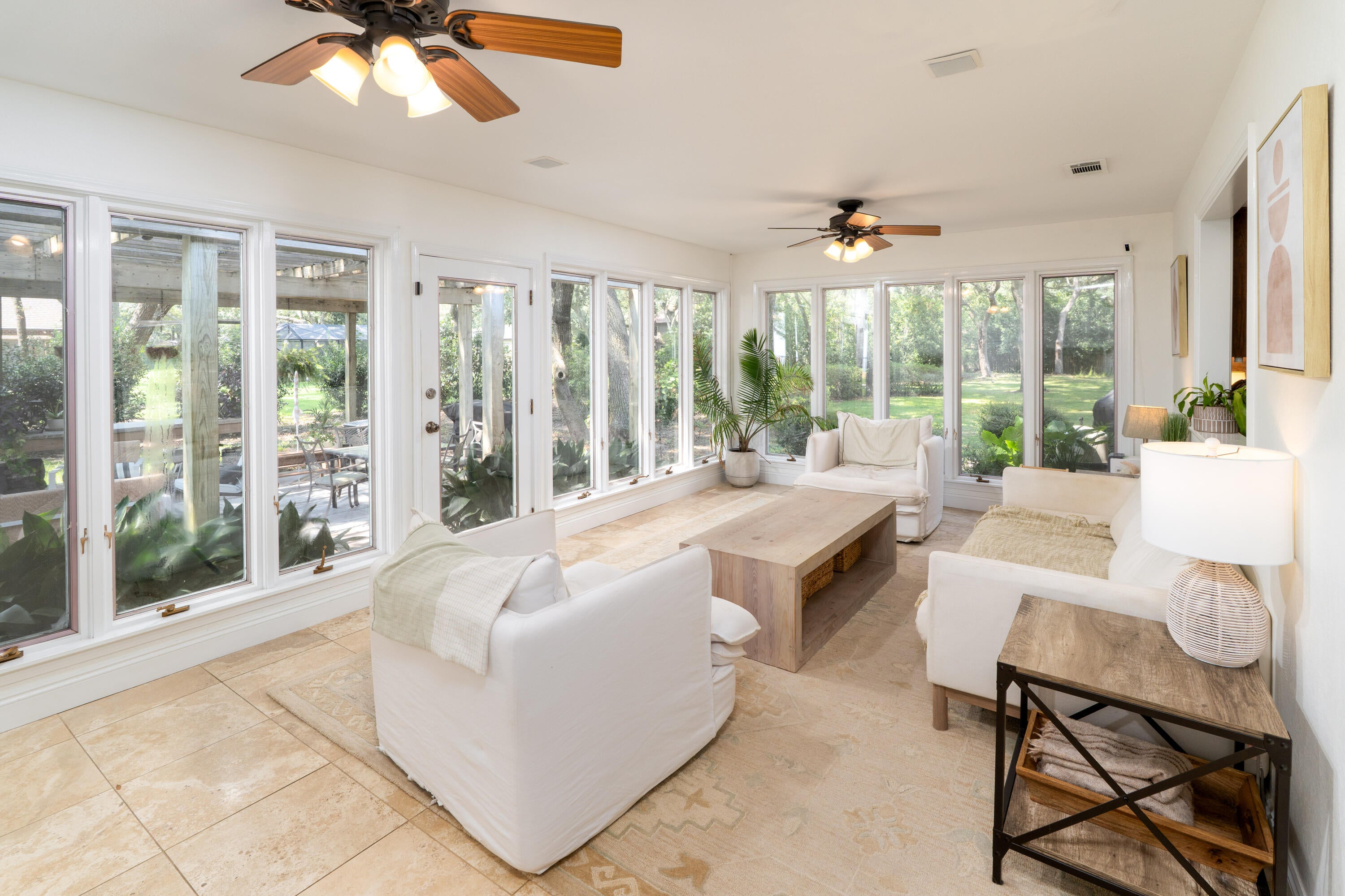LAKE PIPPIN - Residential