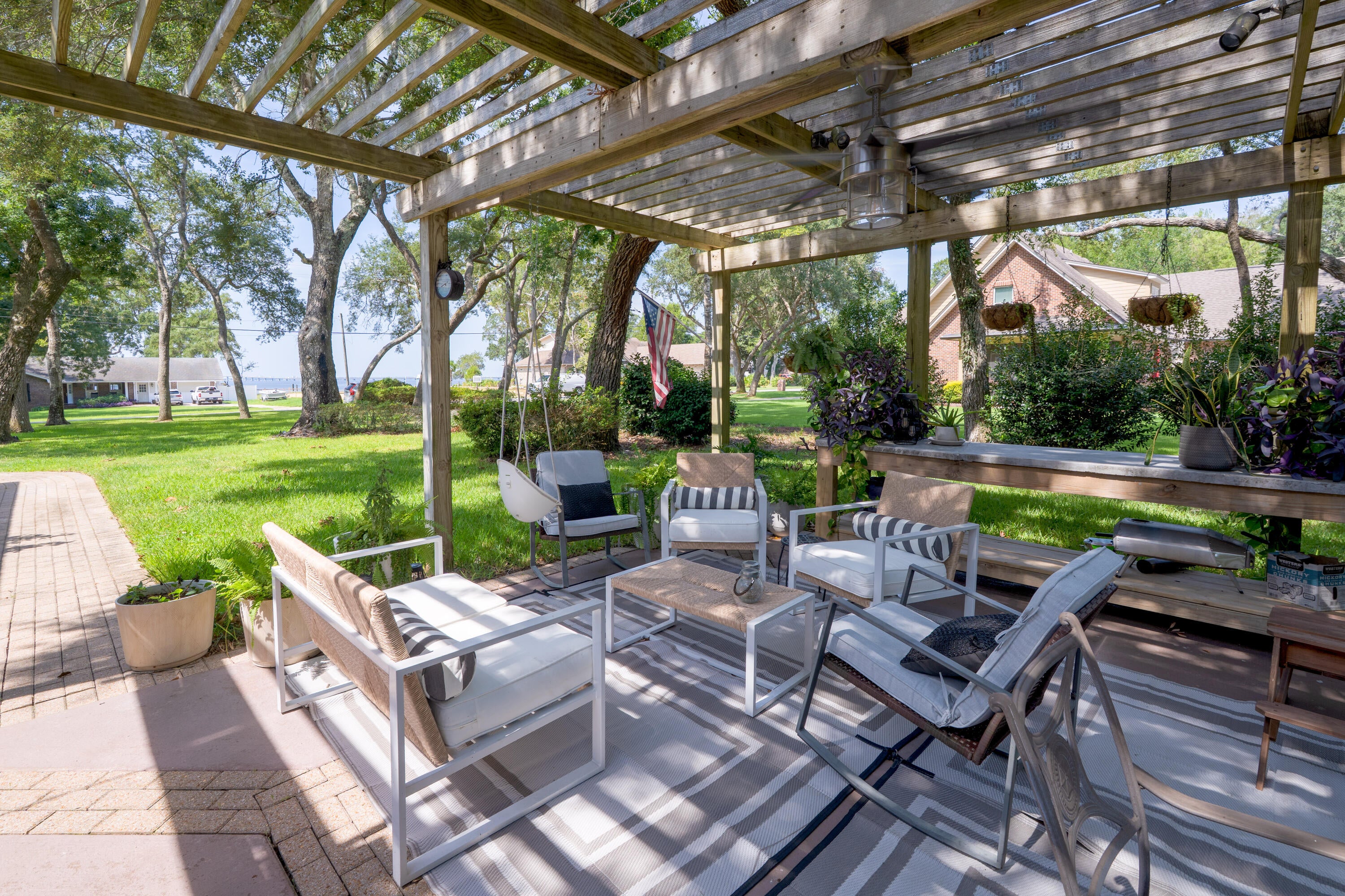 LAKE PIPPIN - Residential