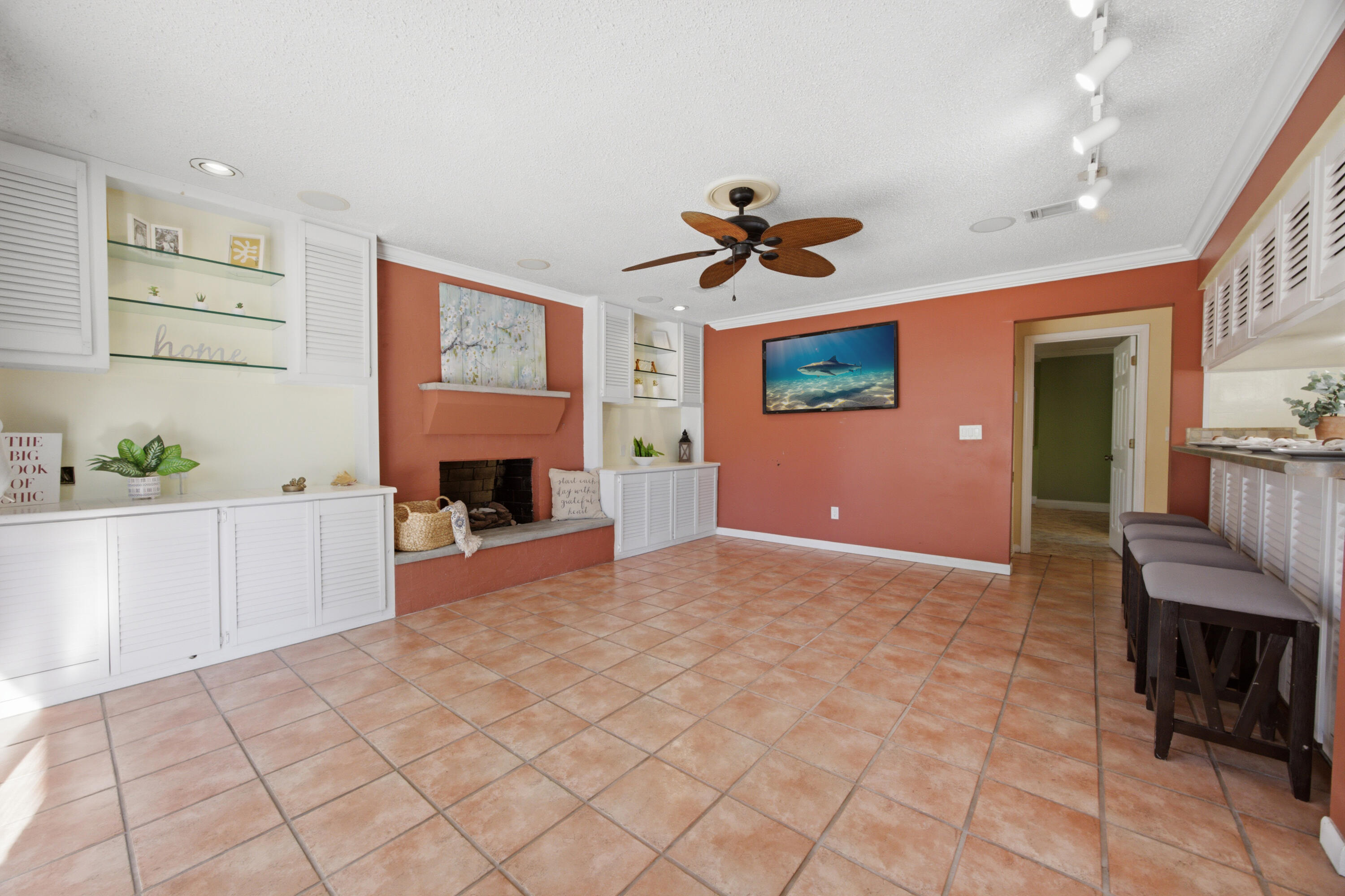 SUNSET BEACH - Residential