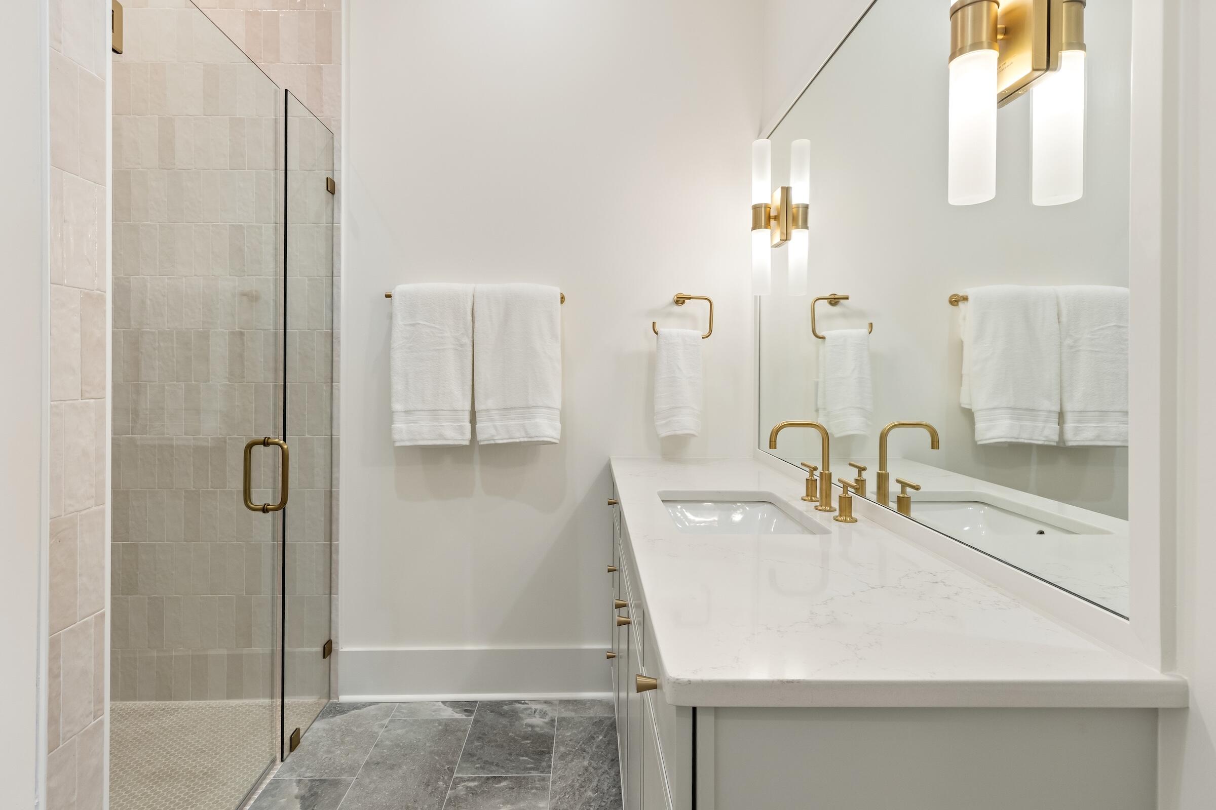 GULF TRACE - Residential