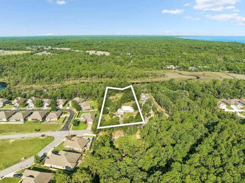 NO RECORDED SUBDIVISION - Residential