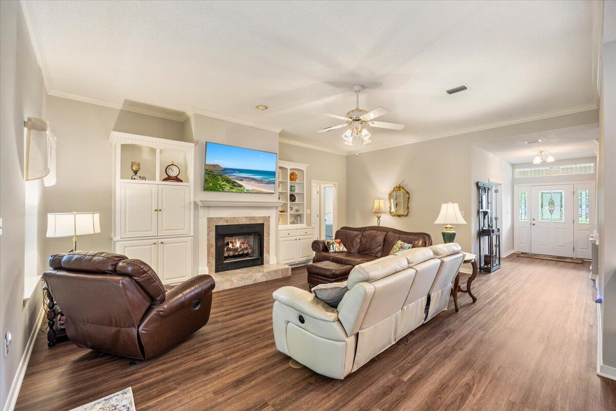 HOLLEY BY THE SEA - Residential