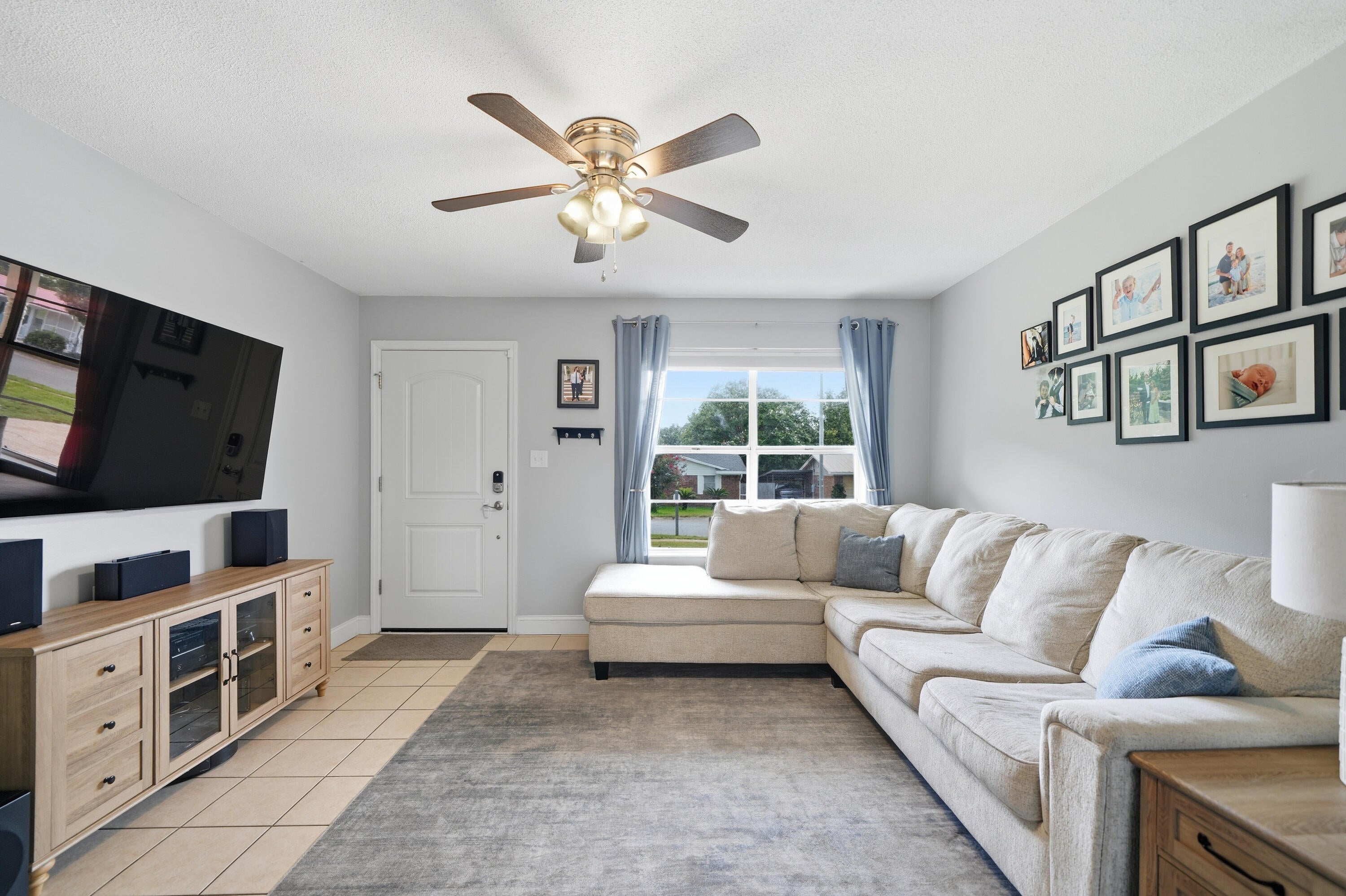 MIRAMAR ESTATES 3RD ADDN - Residential