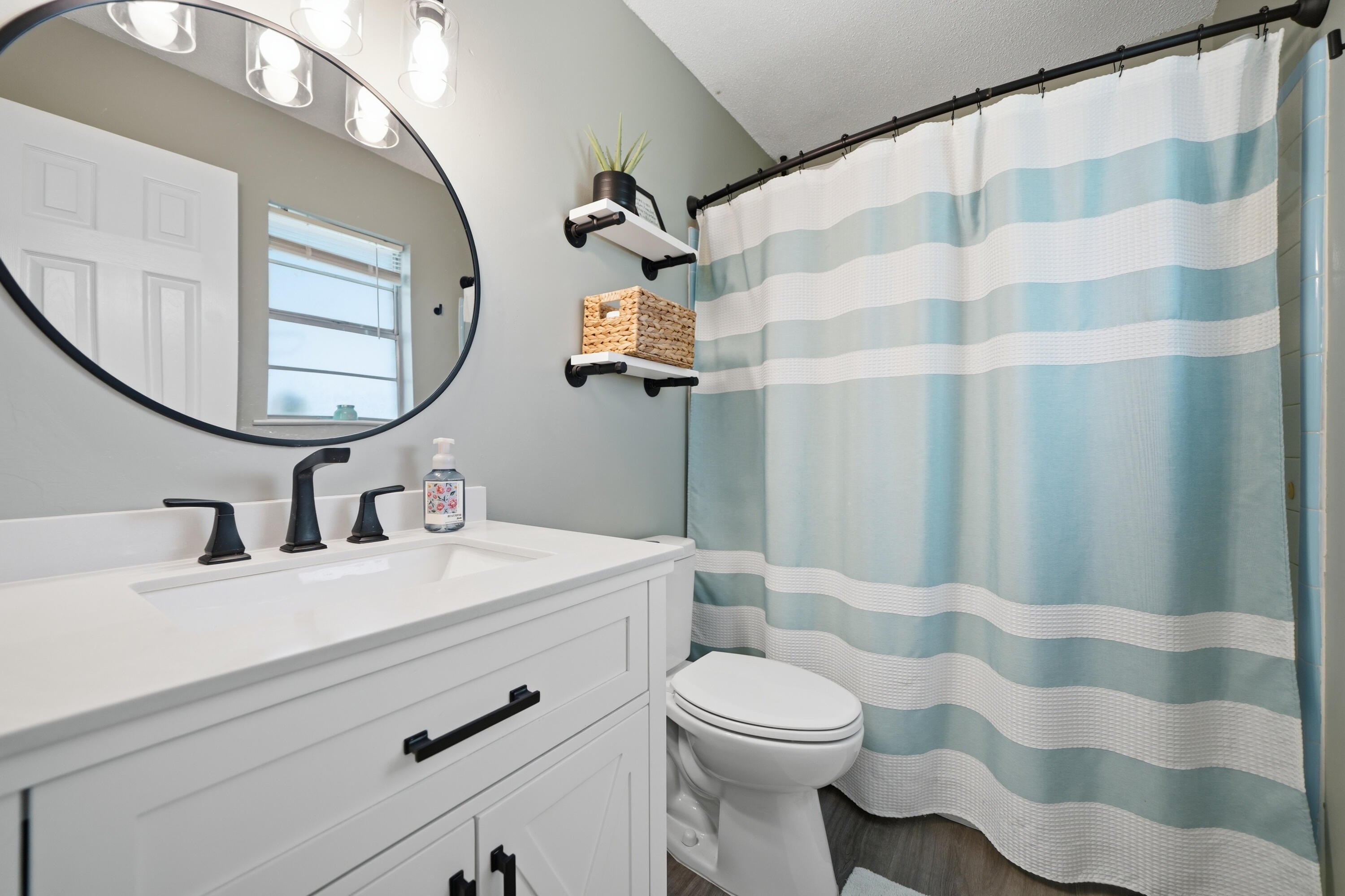 MIRAMAR ESTATES 3RD ADDN - Residential