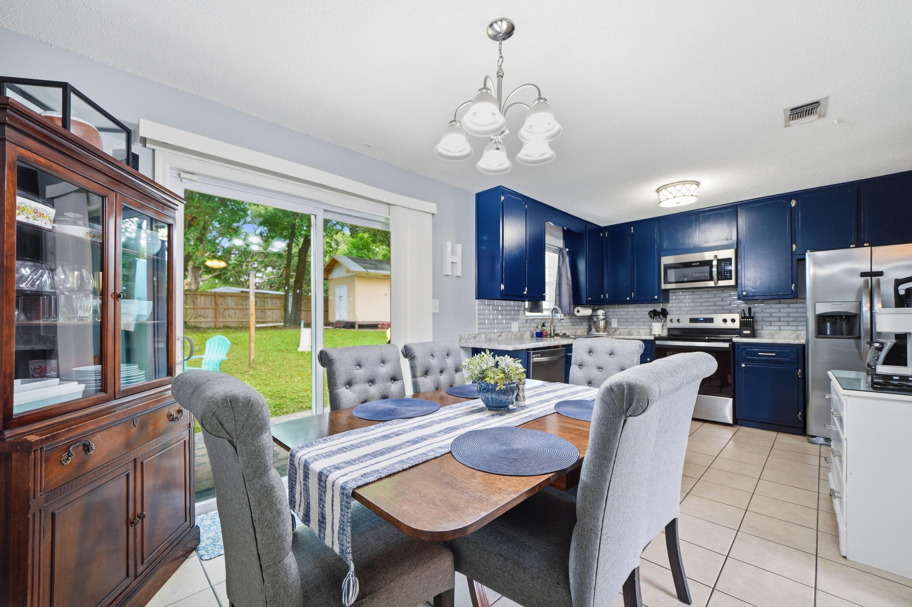 MIRAMAR ESTATES 3RD ADDN - Residential