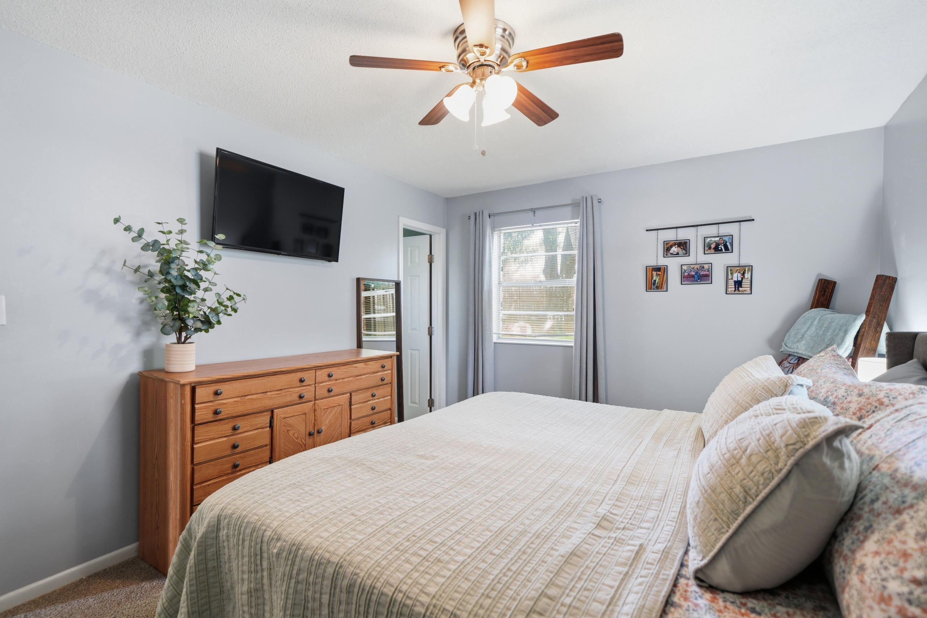 MIRAMAR ESTATES 3RD ADDN - Residential