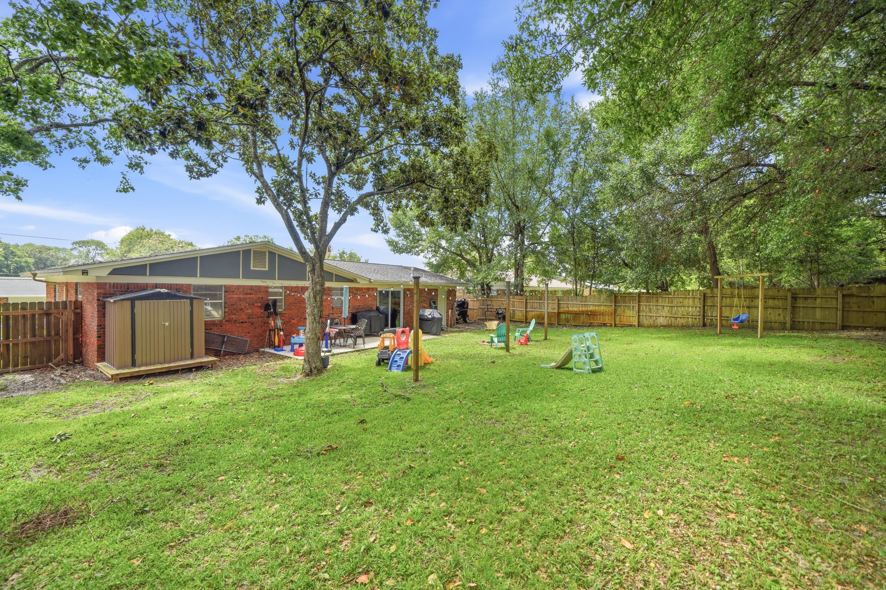 MIRAMAR ESTATES 3RD ADDN - Residential