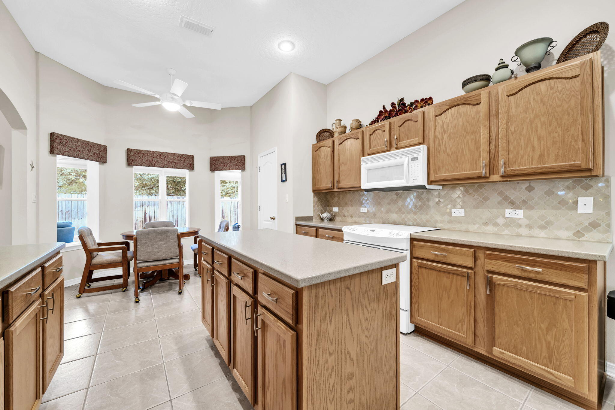 BRIDGEPORT COLONY - Residential