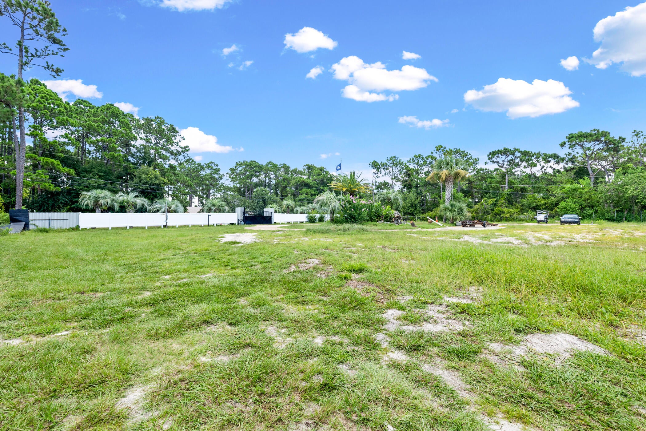 THOMAS DRIVE PARK UNIT 2 - Land