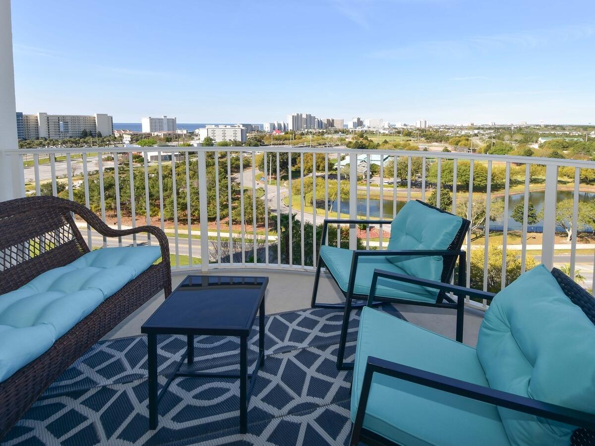 THE PALMS OF DESTIN - Residential