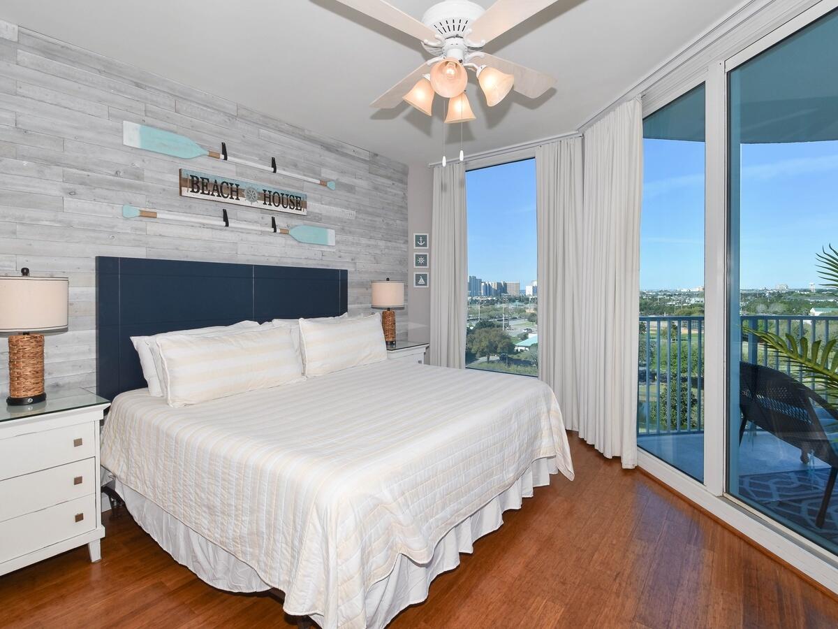 THE PALMS OF DESTIN - Residential