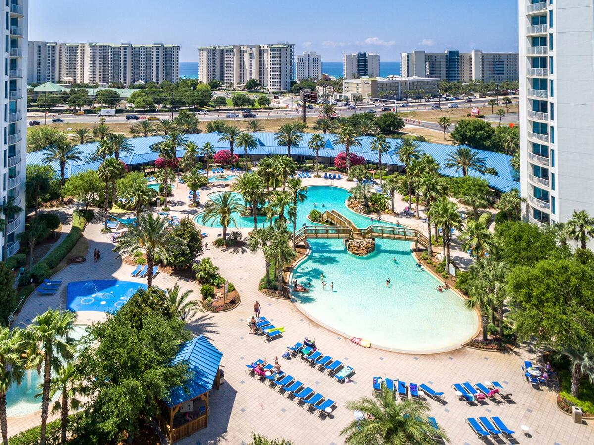 THE PALMS OF DESTIN - Residential