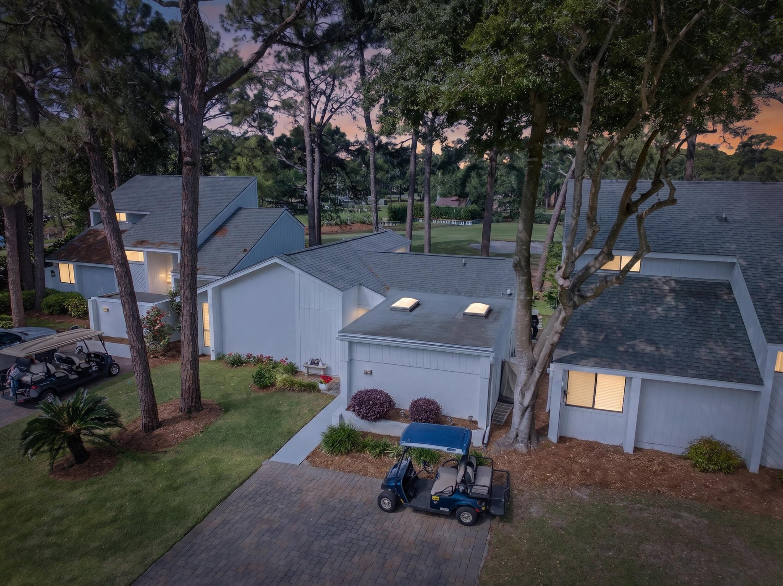 LINKSIDE VILLAGE UNIT 1 - Residential
