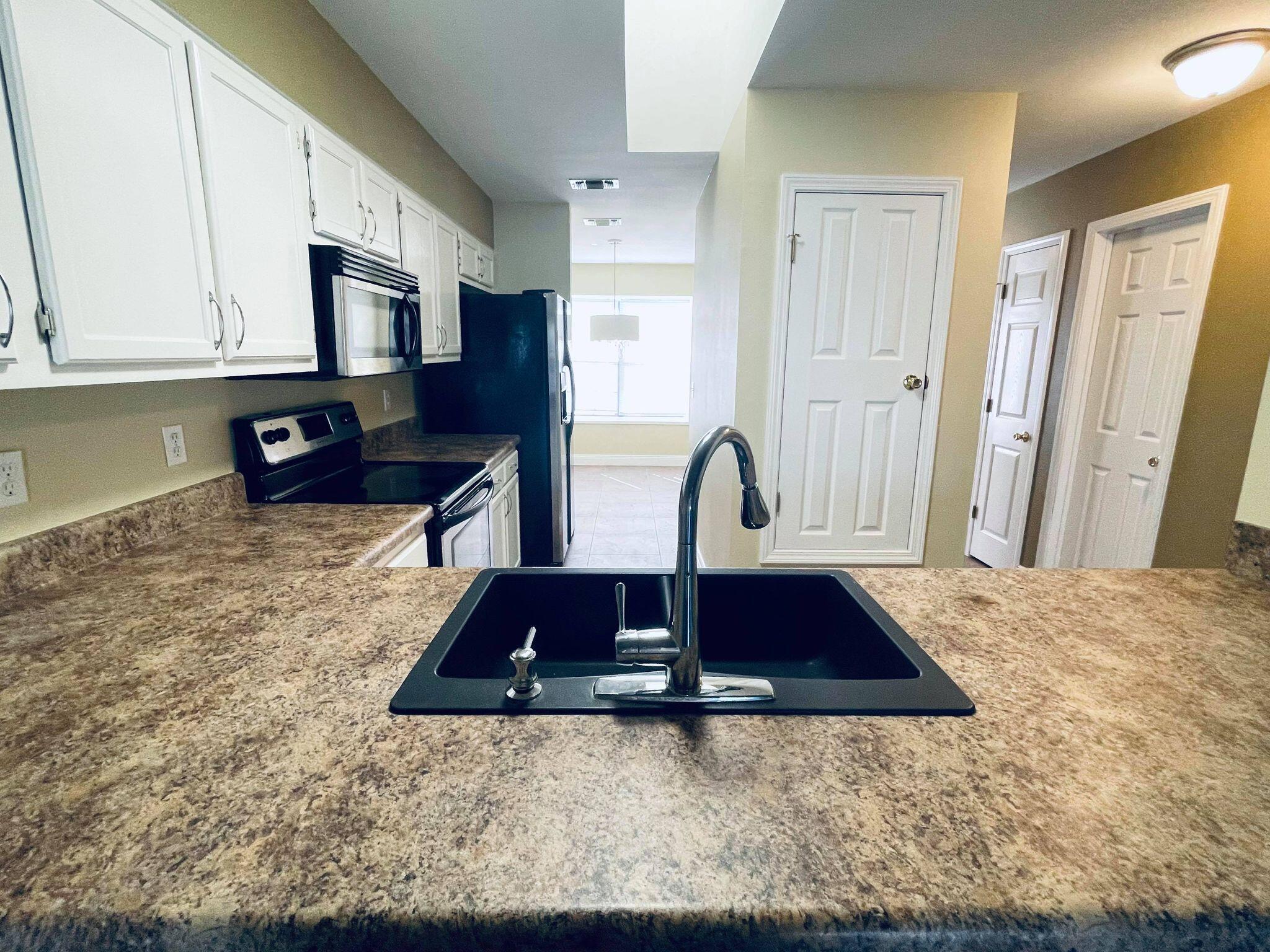 CANTERBURY WOODS - Residential Lease