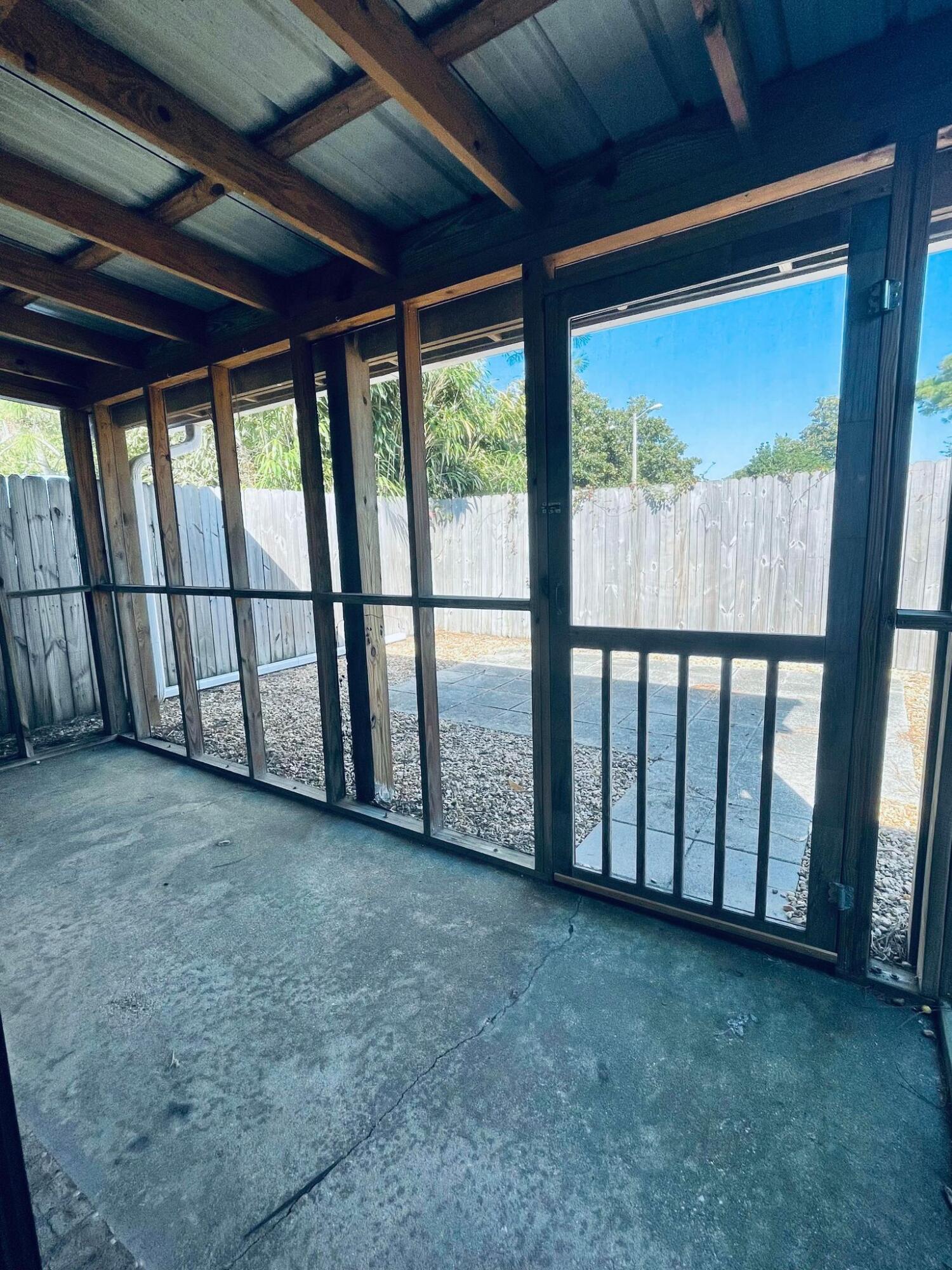 CANTERBURY WOODS - Residential Lease