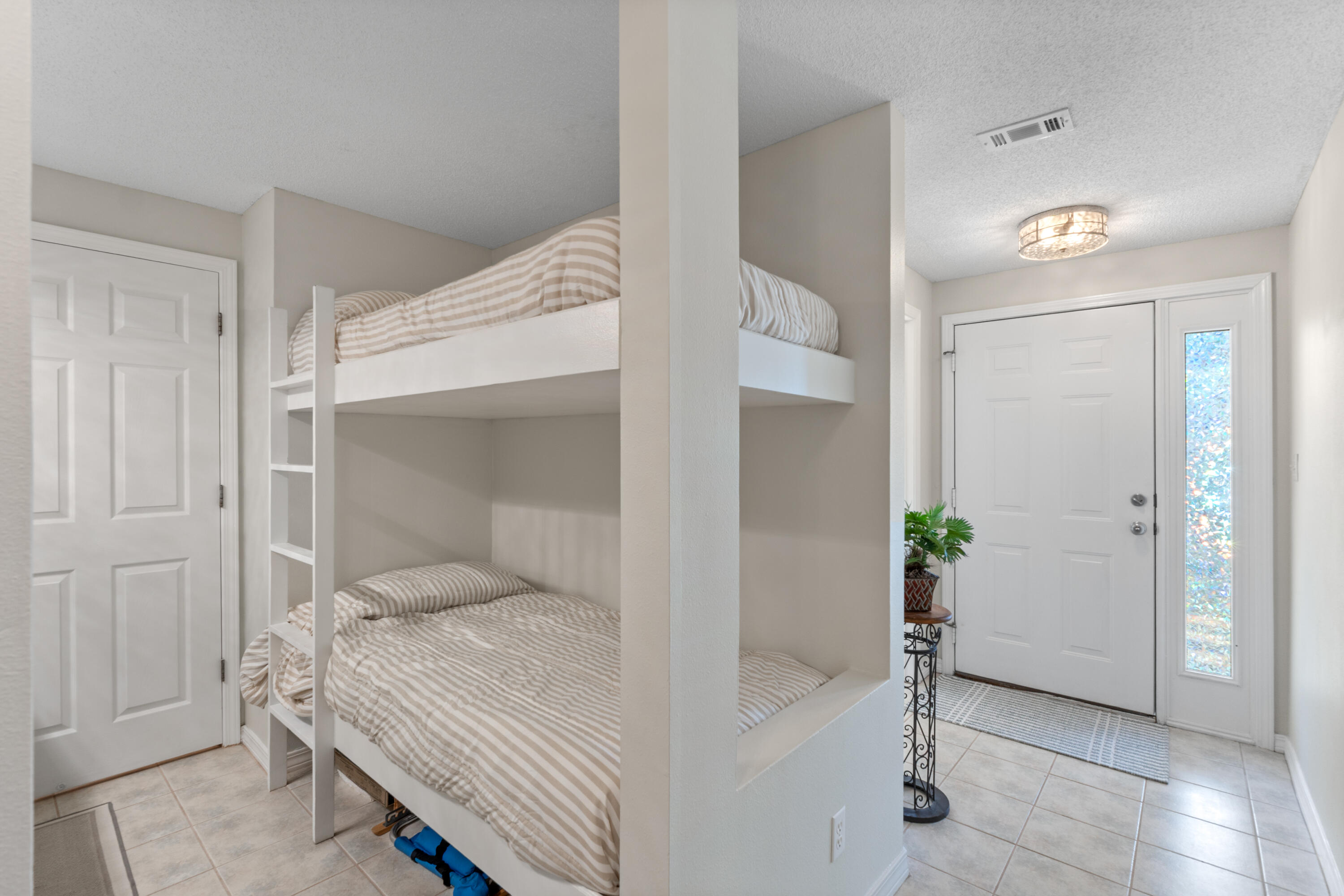 SANDPIPER COVE - Residential