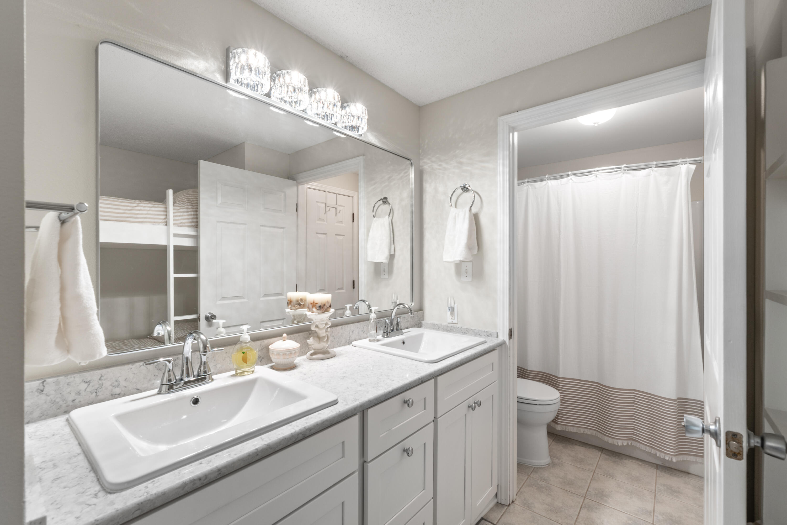 SANDPIPER COVE - Residential