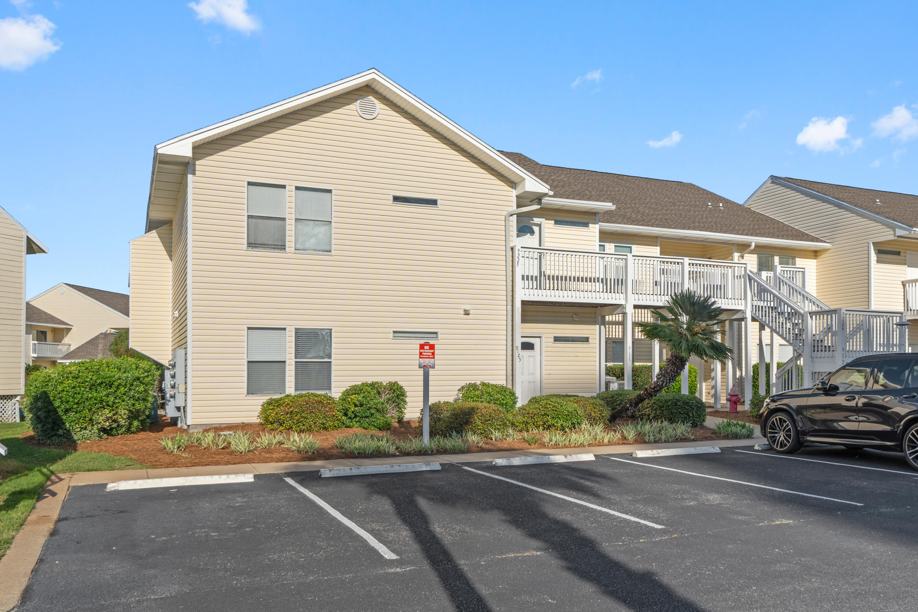 SANDPIPER COVE - Residential