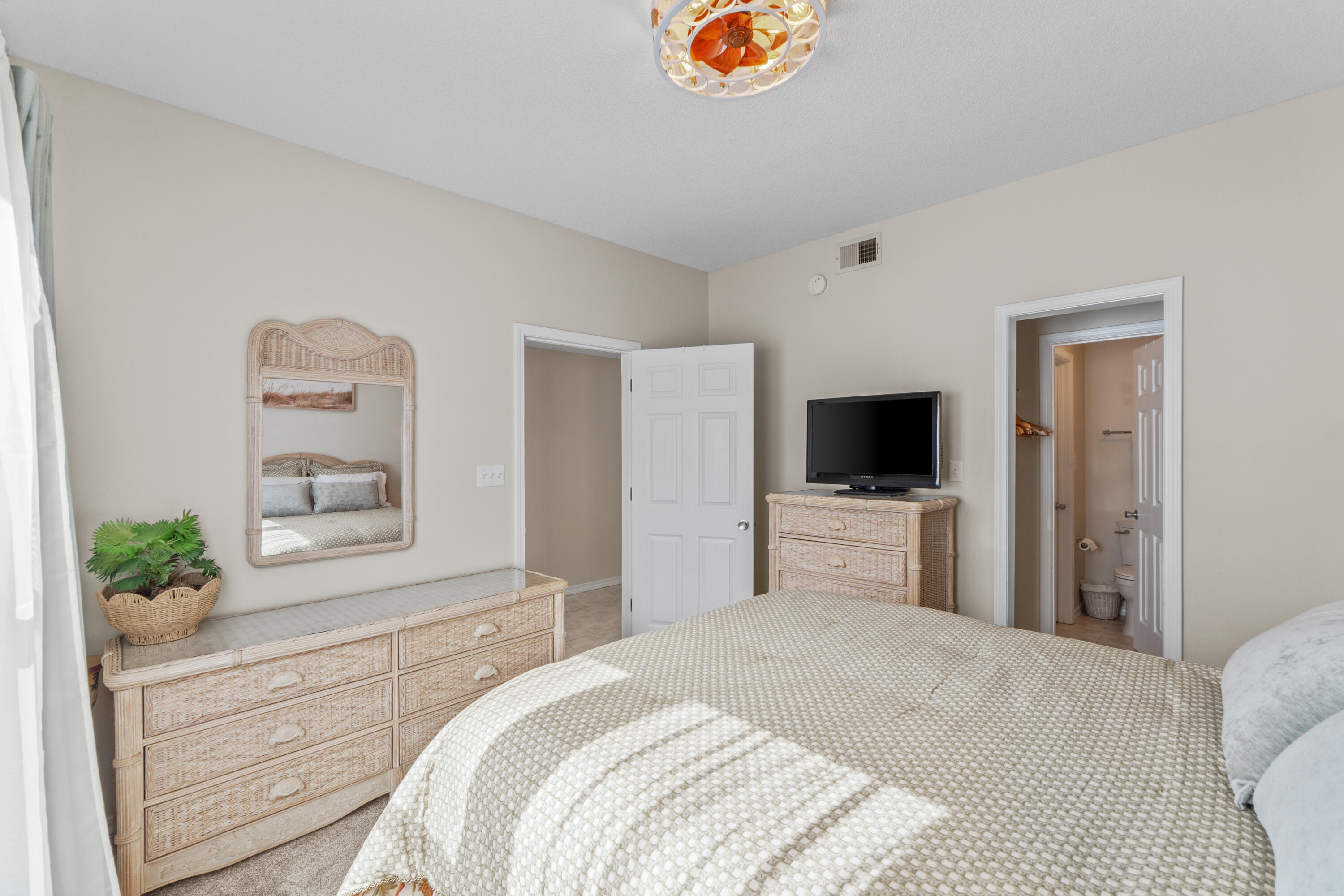 SANDPIPER COVE - Residential
