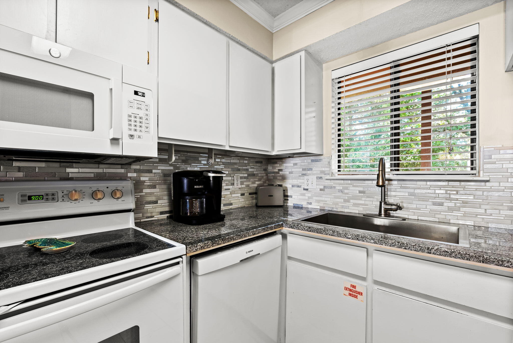 PORTSIDE CONDO - Residential
