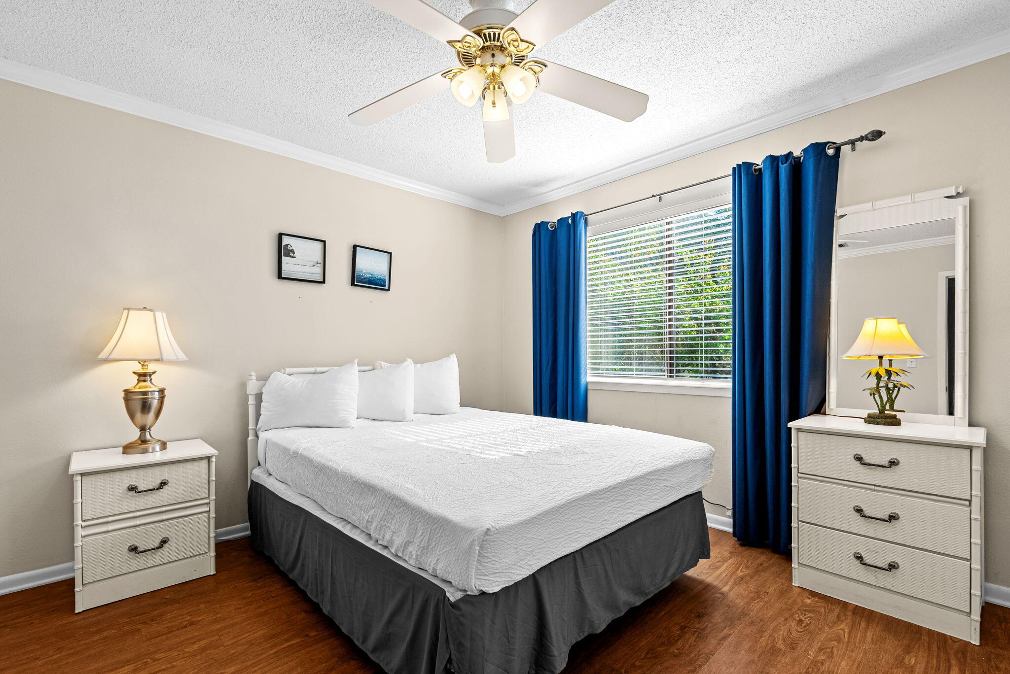 PORTSIDE CONDO - Residential