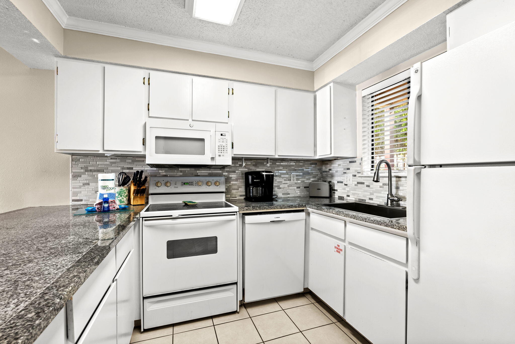 PORTSIDE CONDO - Residential
