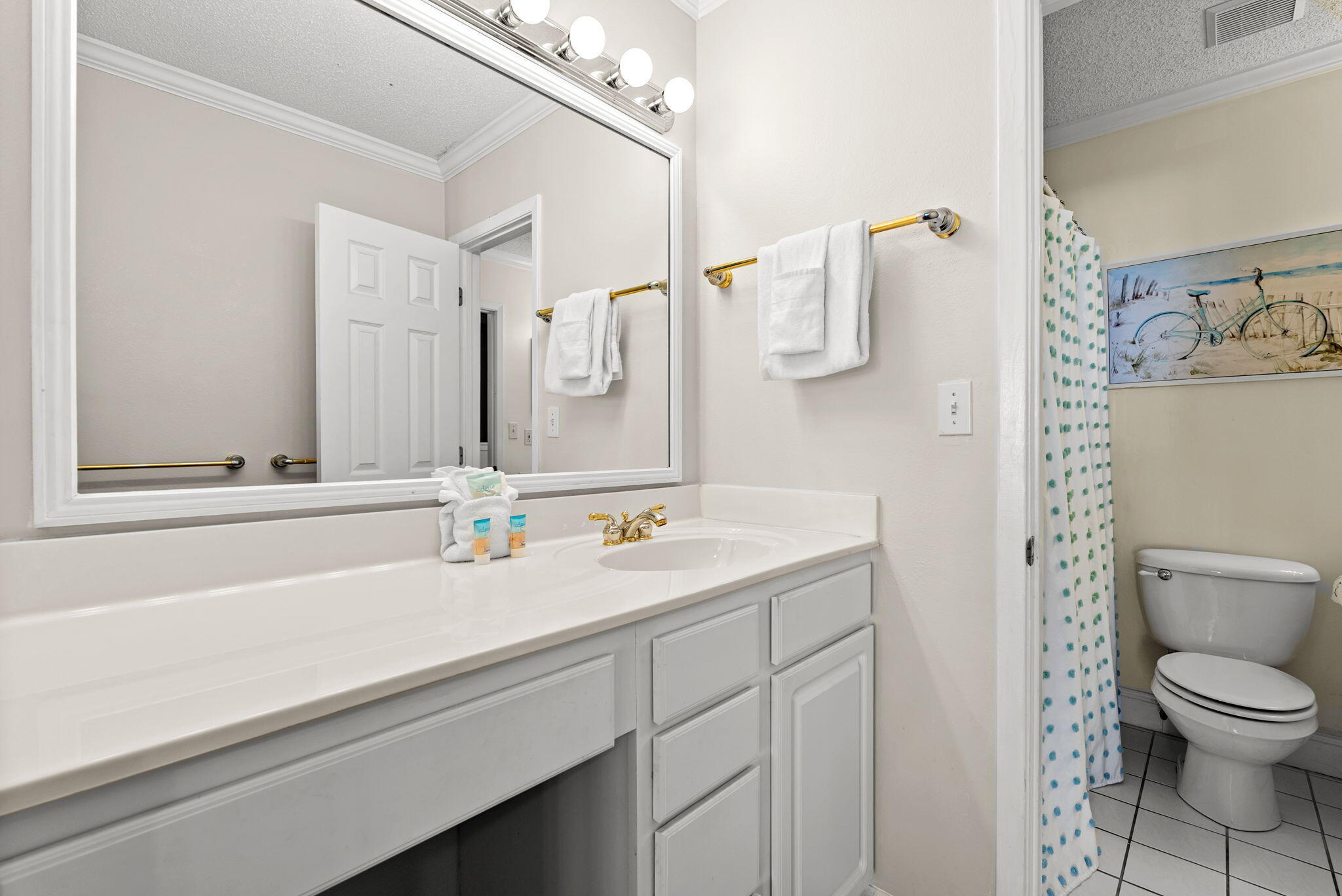 PORTSIDE CONDO - Residential