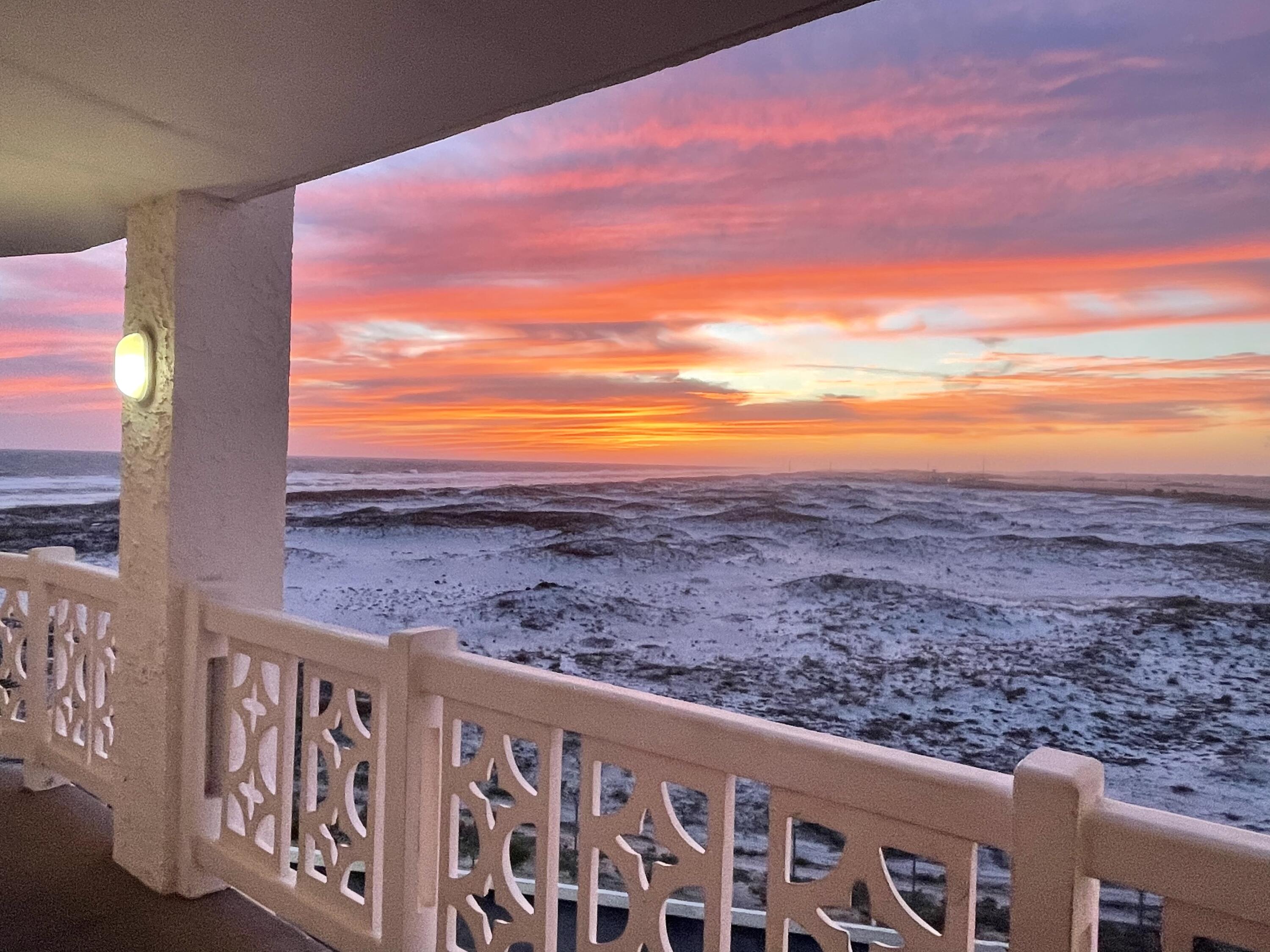 EL MATADOR CONDO - Residential