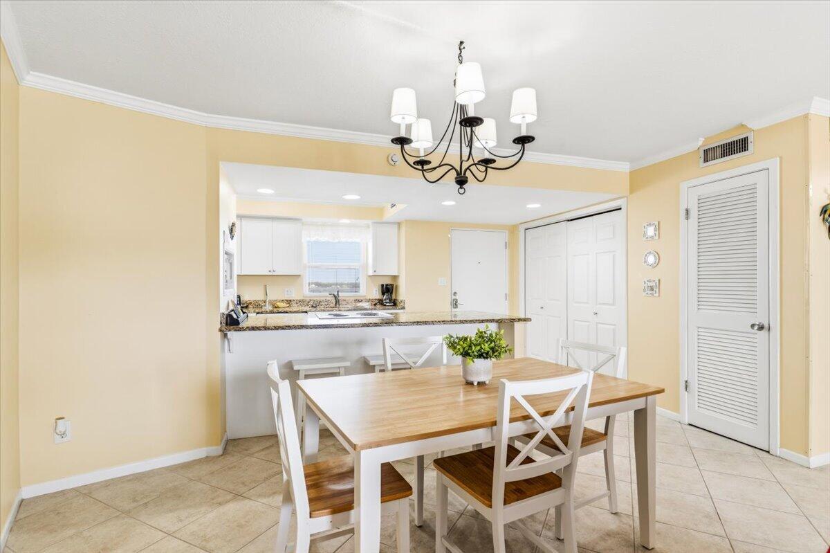 EL MATADOR CONDO - Residential