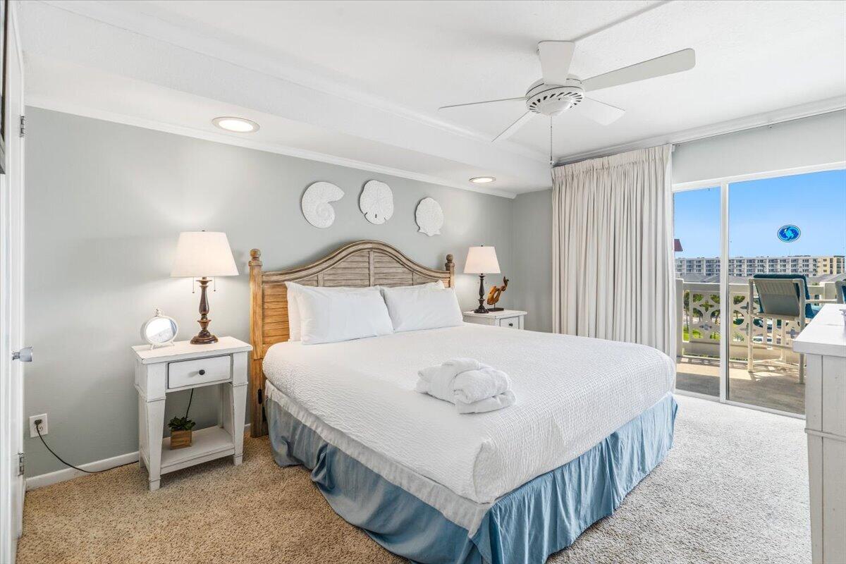 EL MATADOR CONDO - Residential