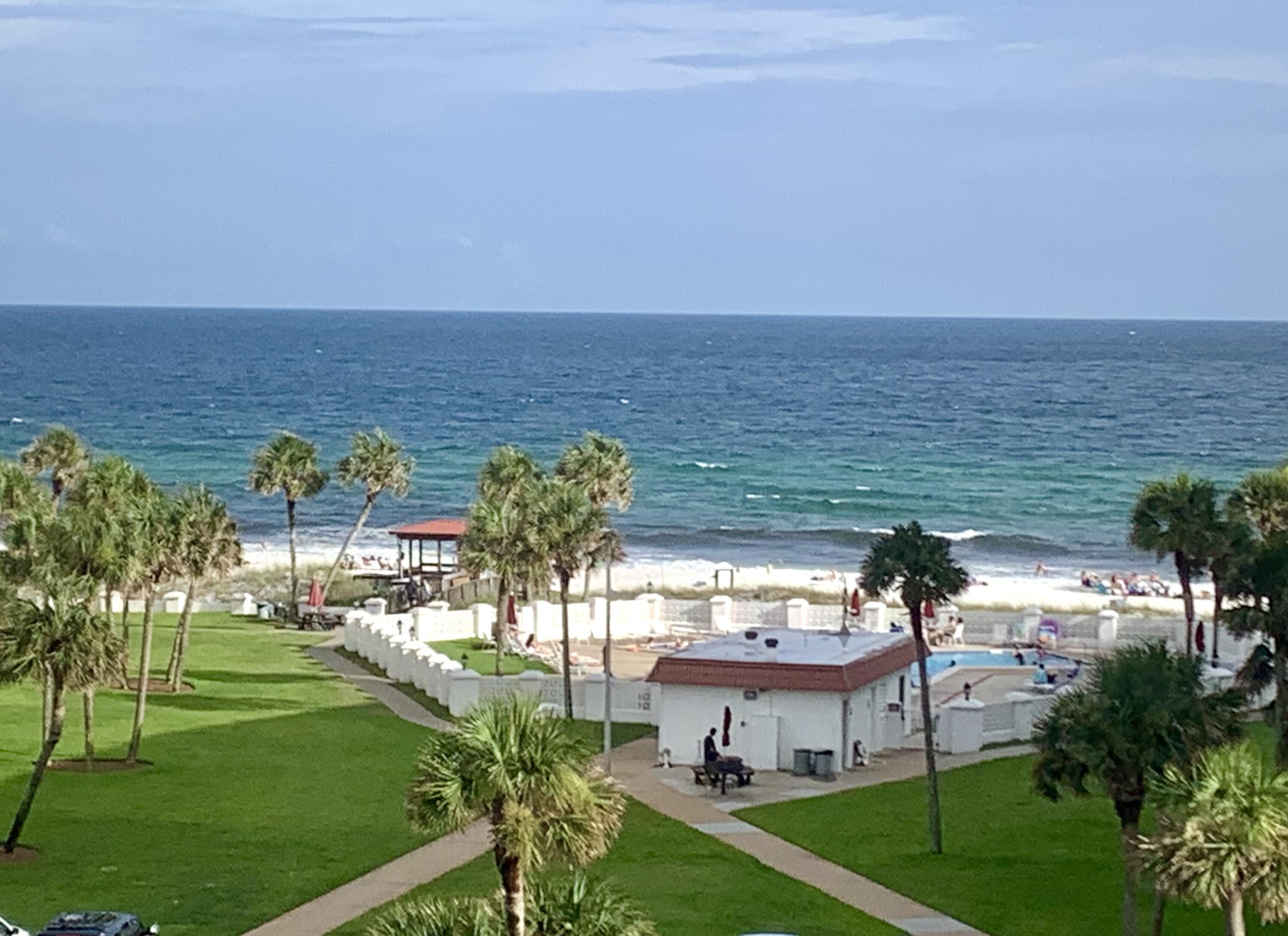 EL MATADOR CONDO - Residential