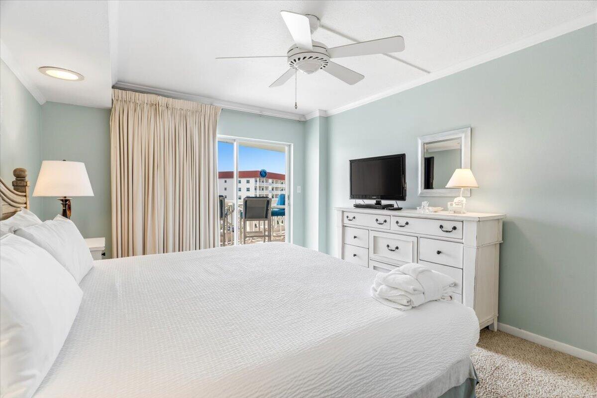 EL MATADOR CONDO - Residential