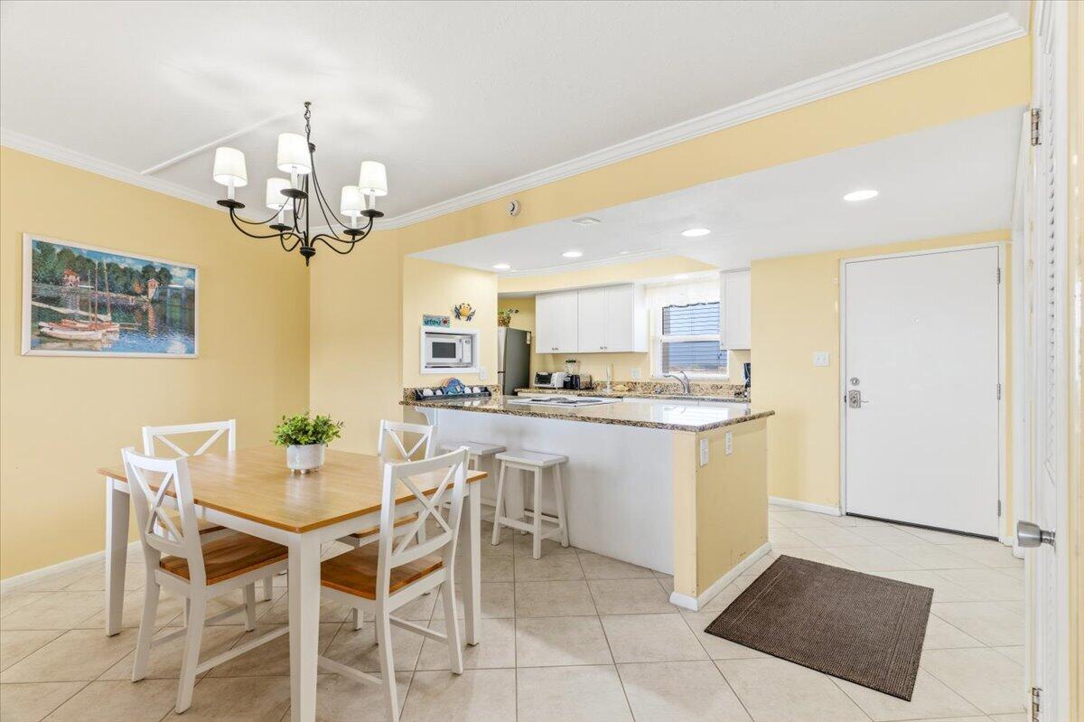 EL MATADOR CONDO - Residential