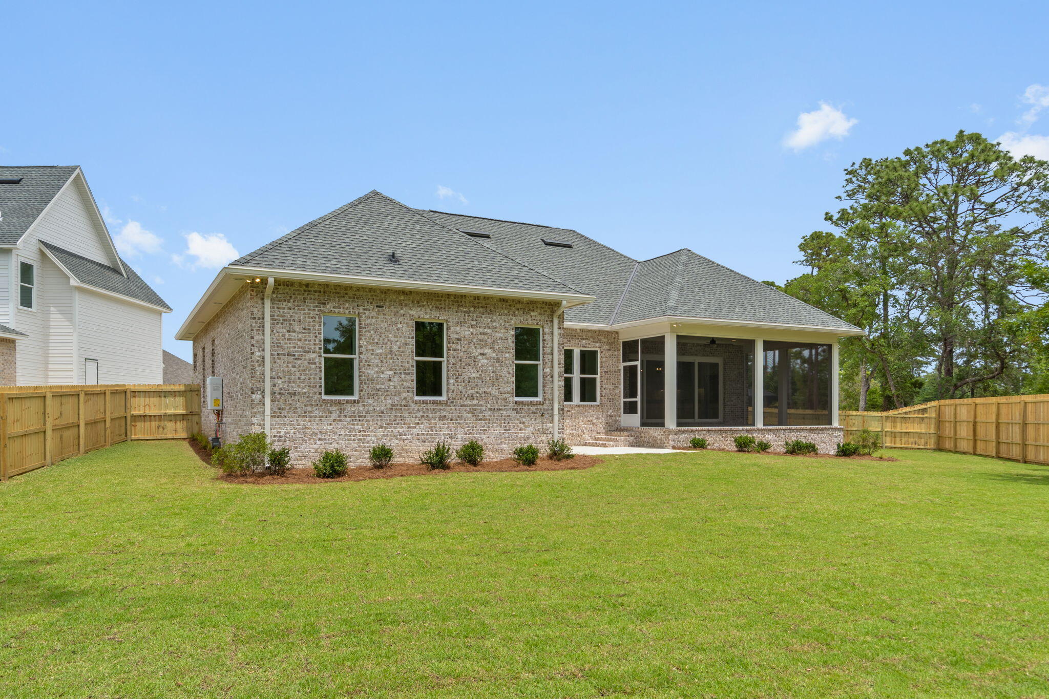 MAGNOLIA WOODS - Residential