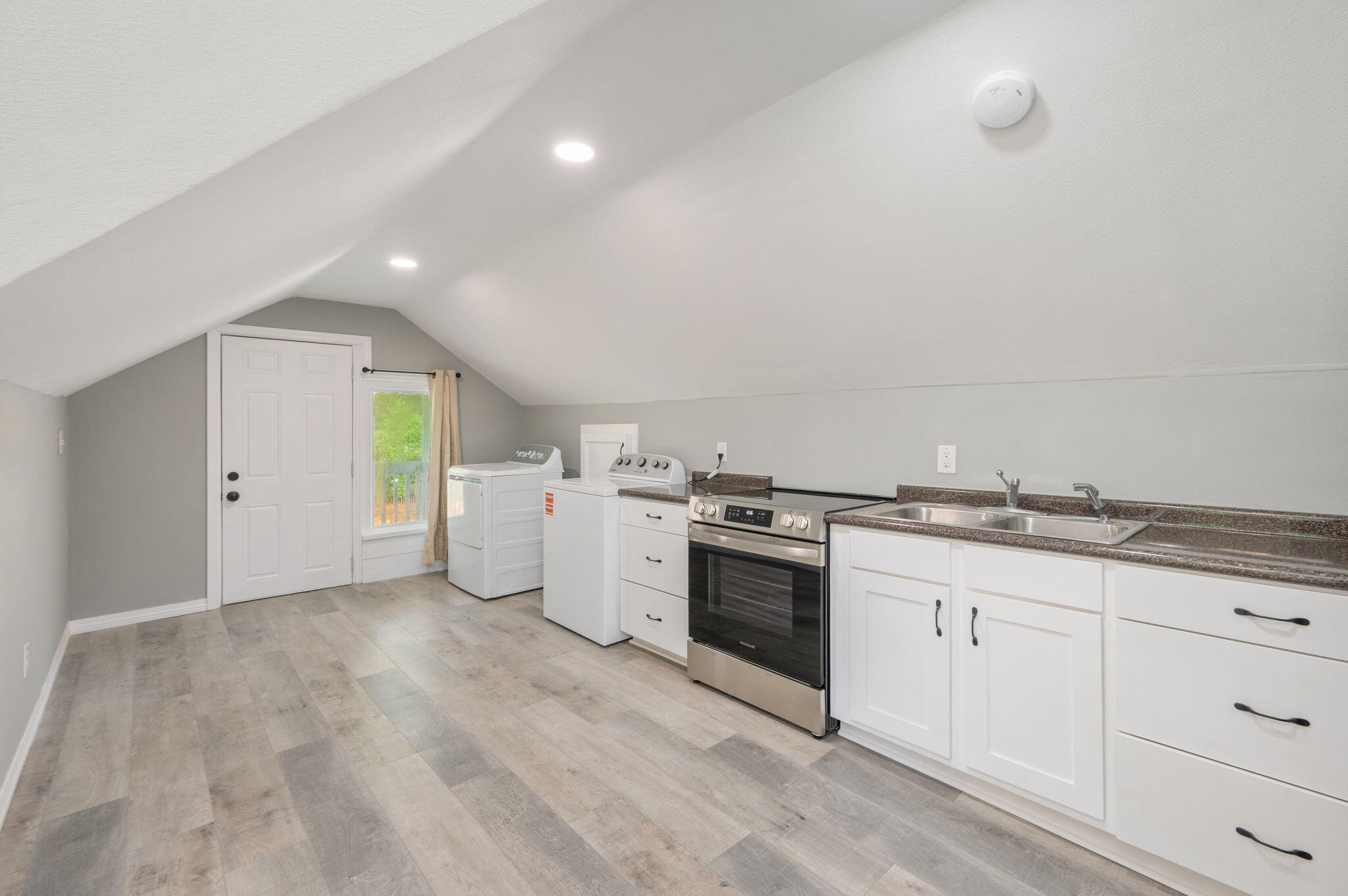 N/A - Residential Lease