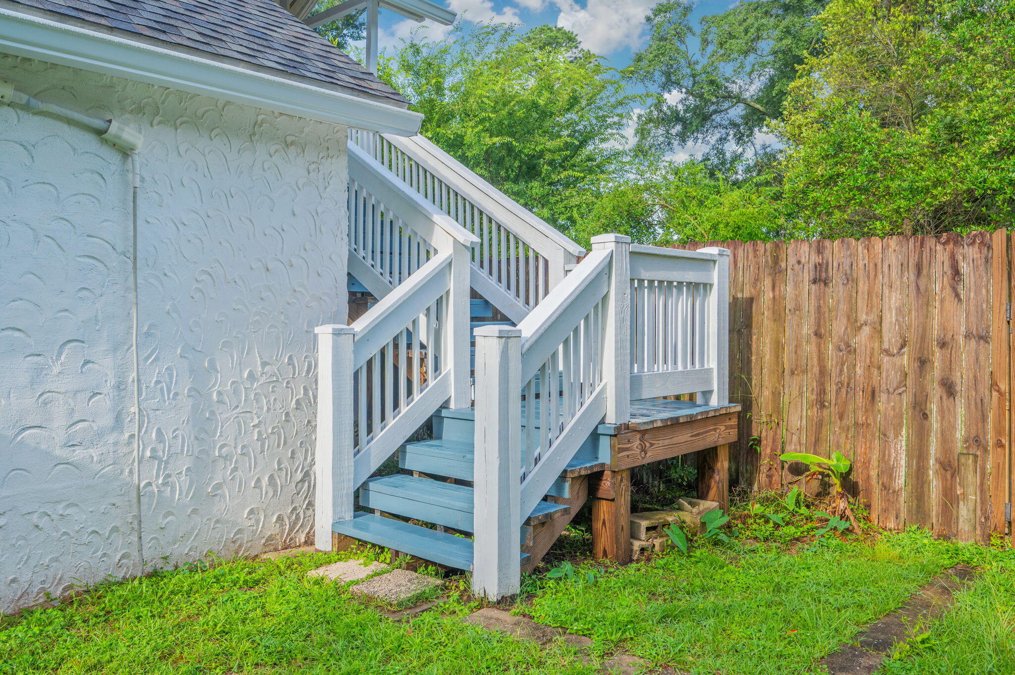 N/A - Residential Lease
