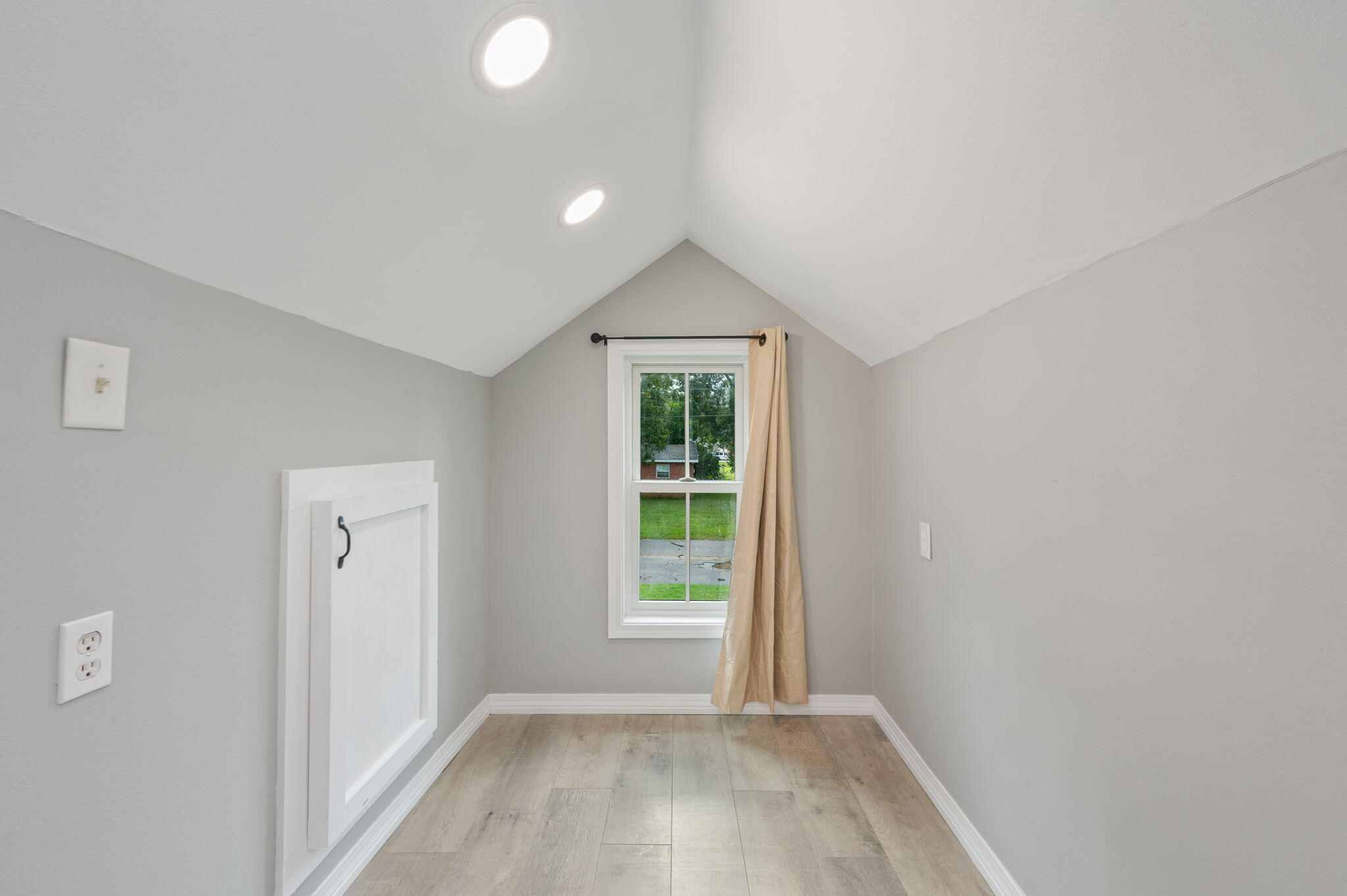 N/A - Residential Lease
