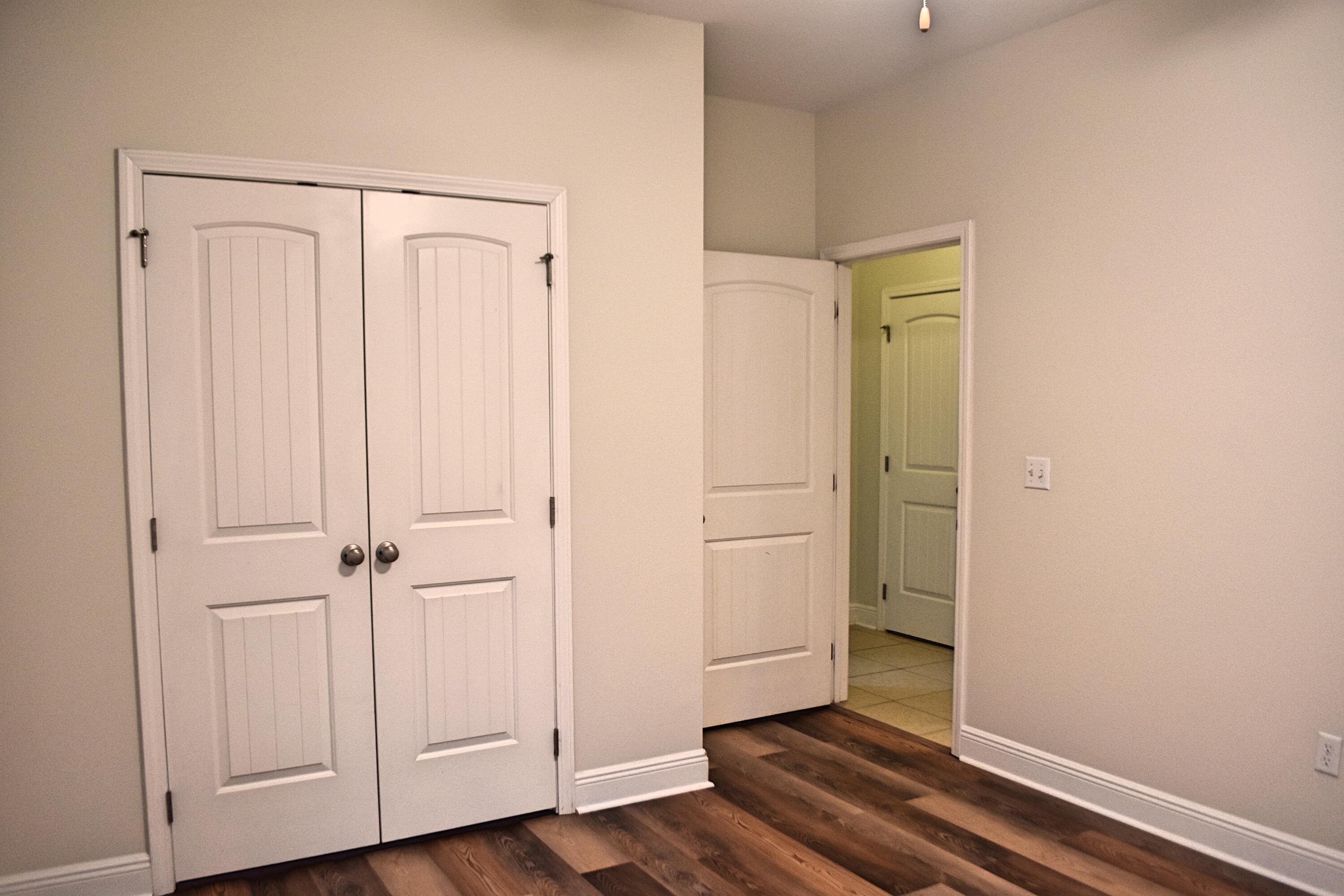 LAGRANGE LANDING - Residential