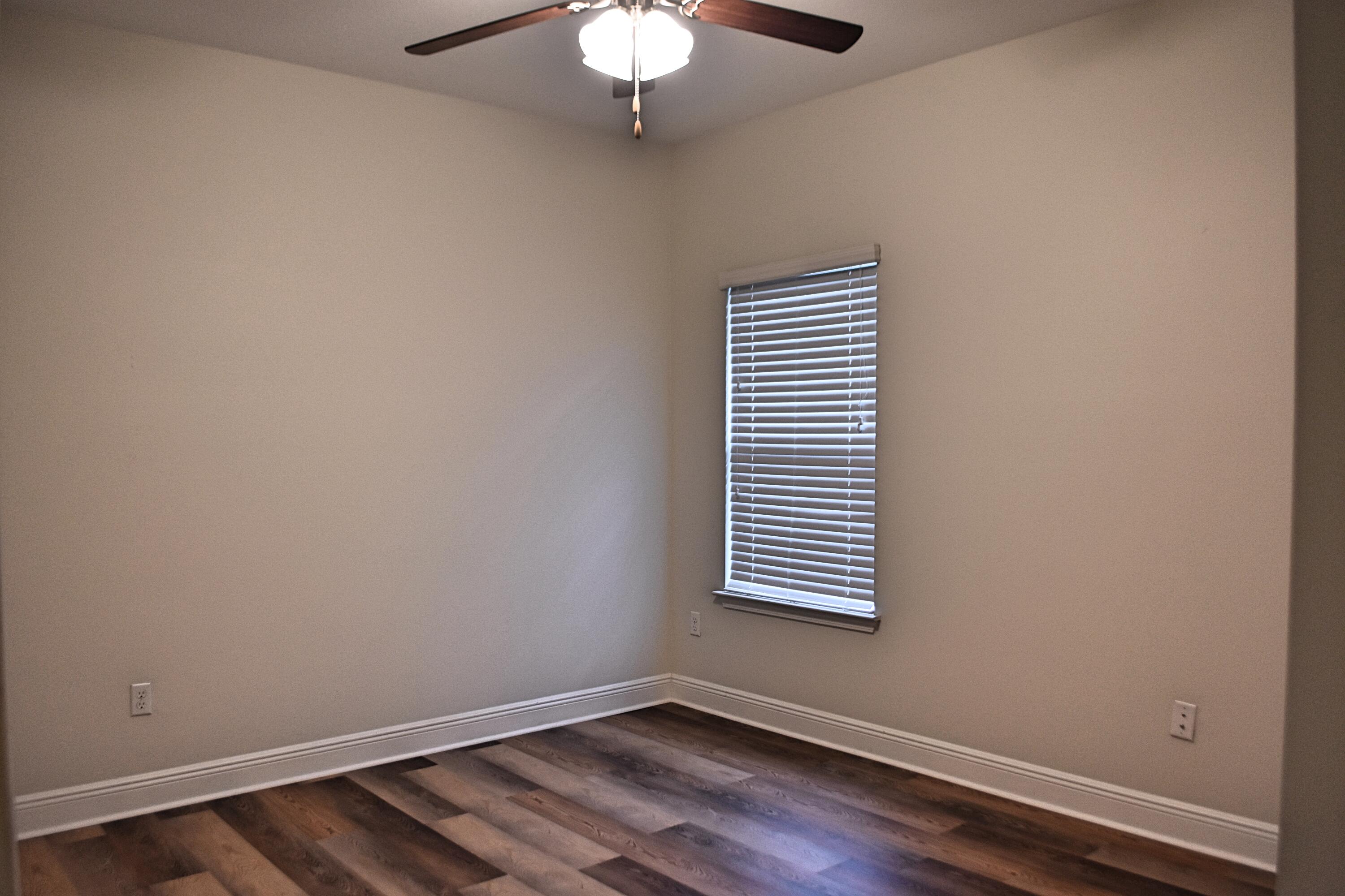 LAGRANGE LANDING - Residential