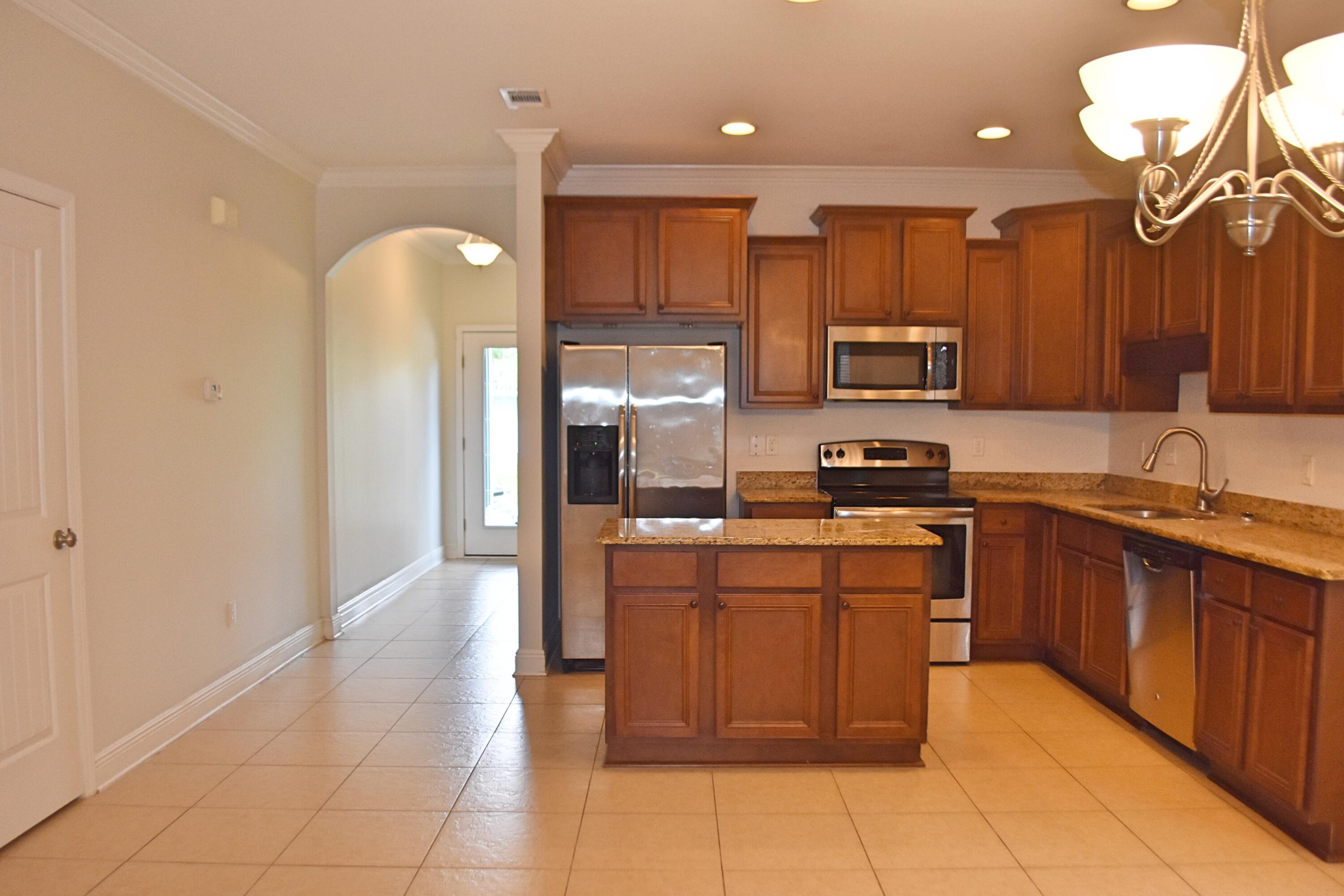 LAGRANGE LANDING - Residential