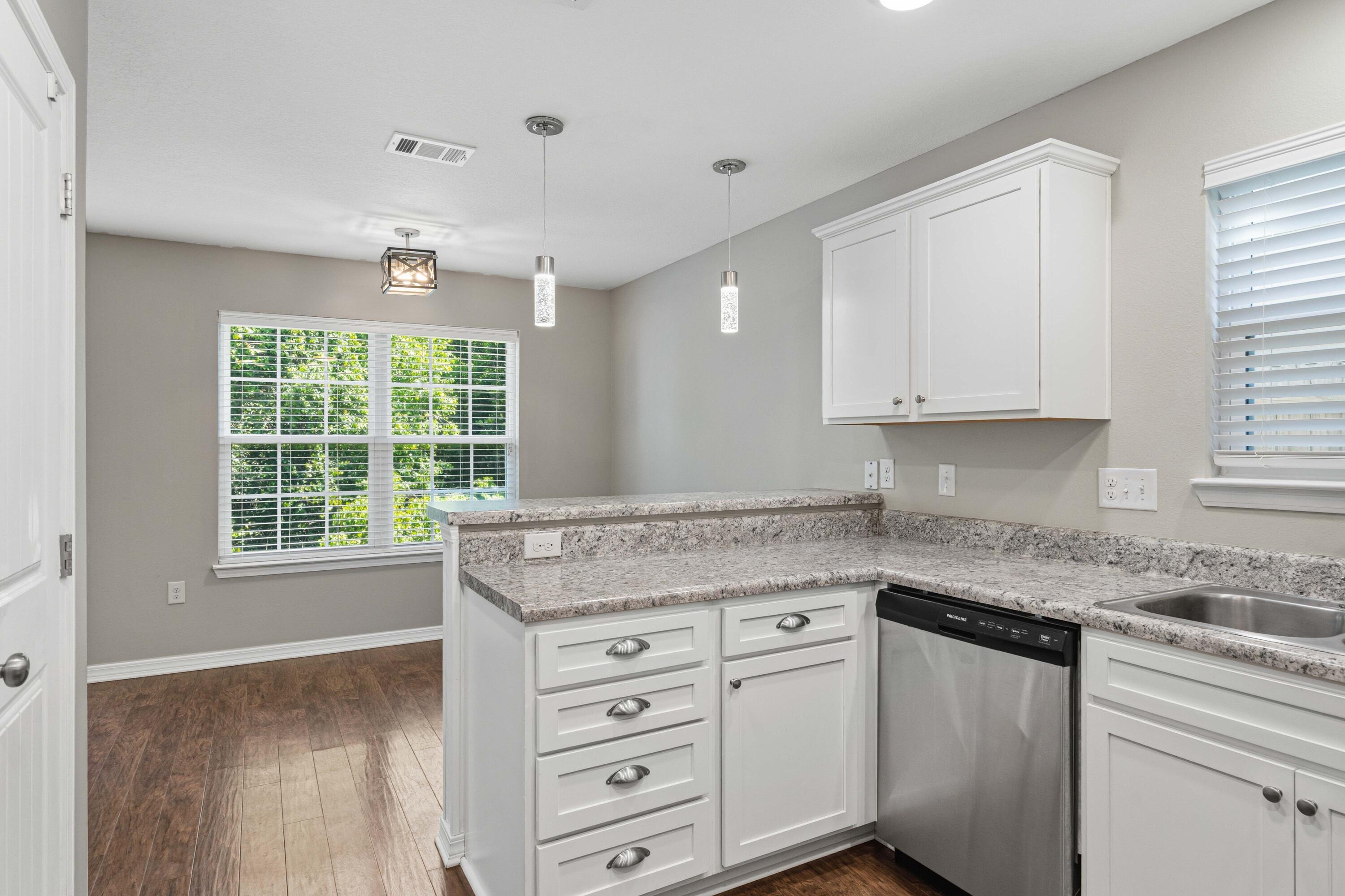 STILLWELL SOUTH - Residential