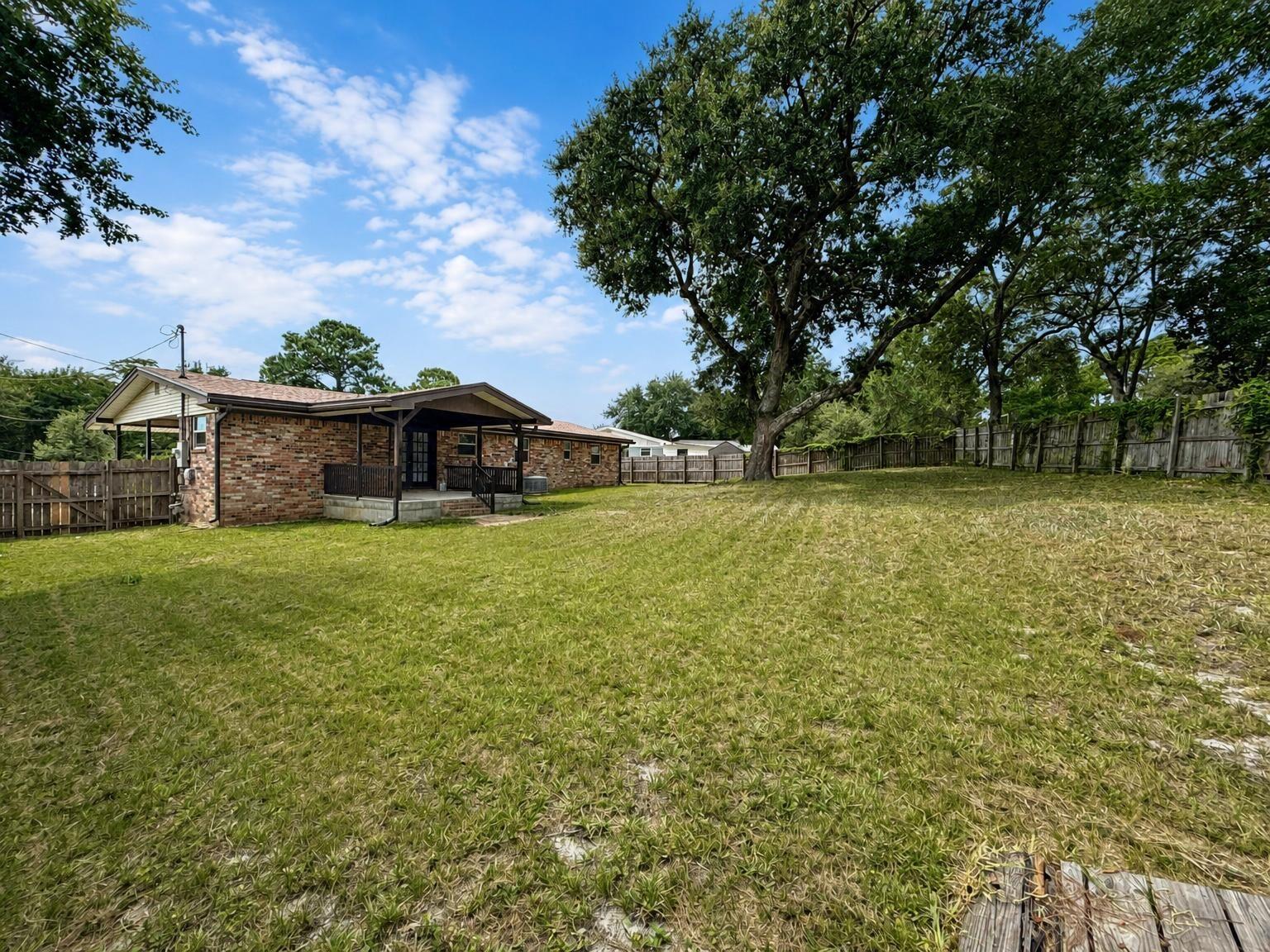 OAKLAND HEIGHTS - Residential Lease