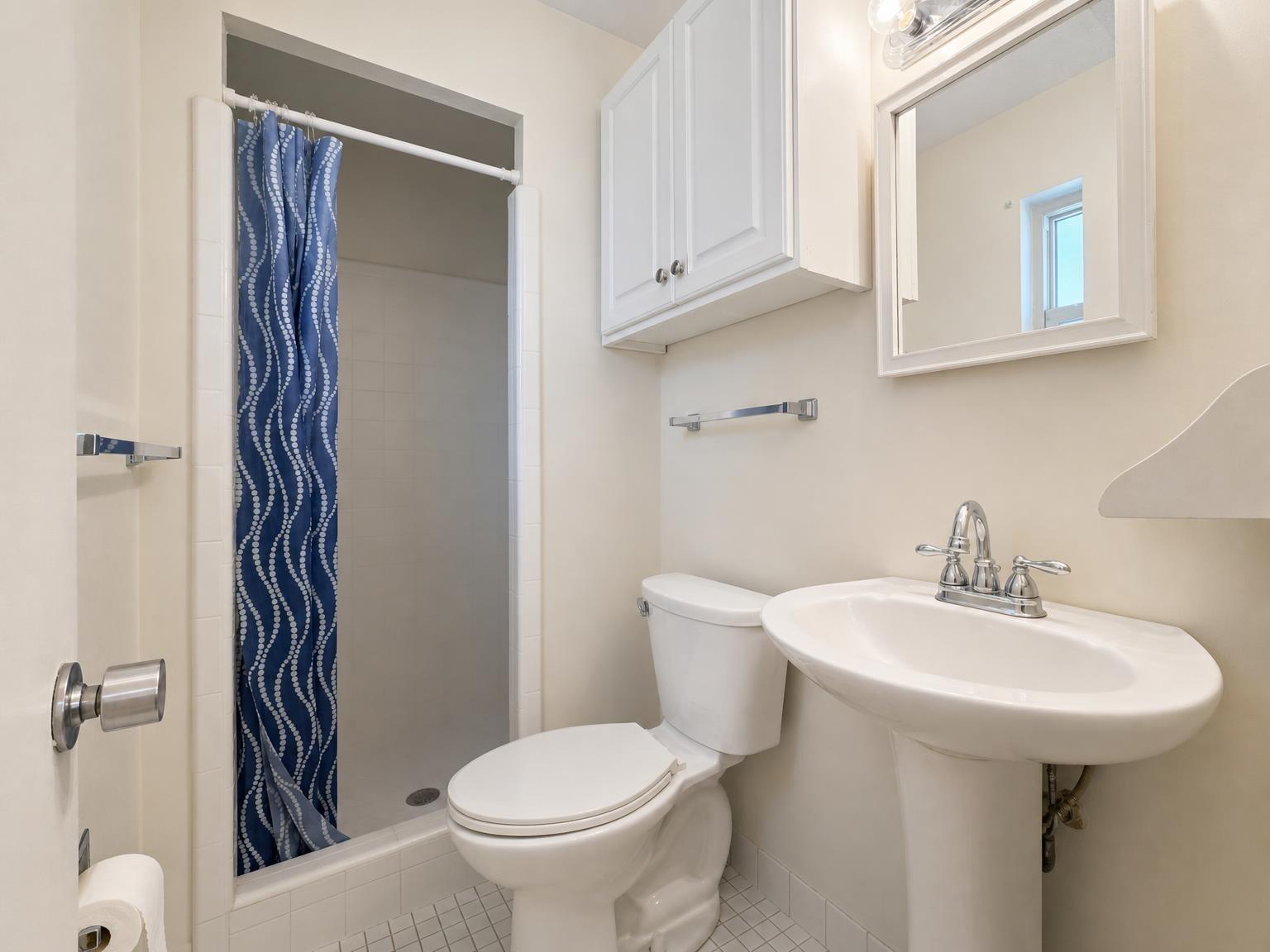 OAKLAND HEIGHTS - Residential Lease