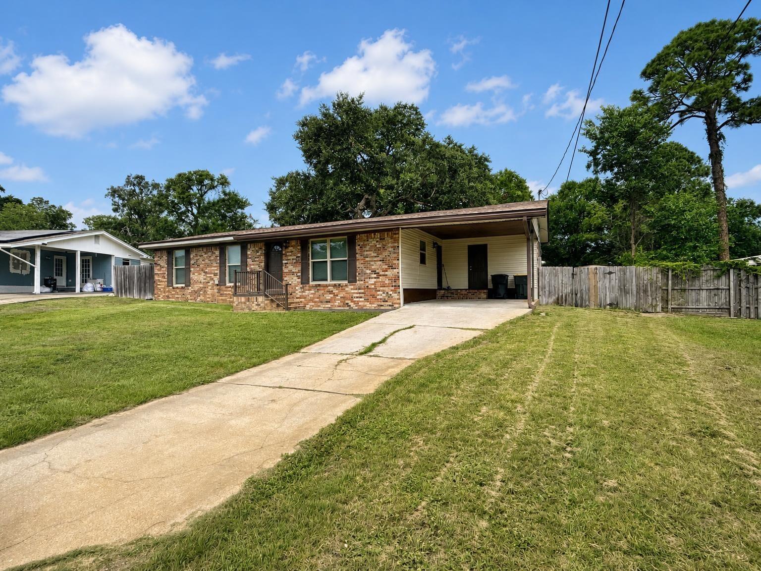 OAKLAND HEIGHTS - Residential Lease
