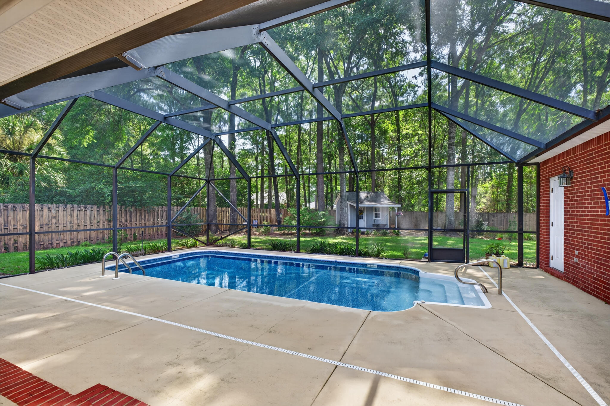 DORCHESTER PLACE - Residential